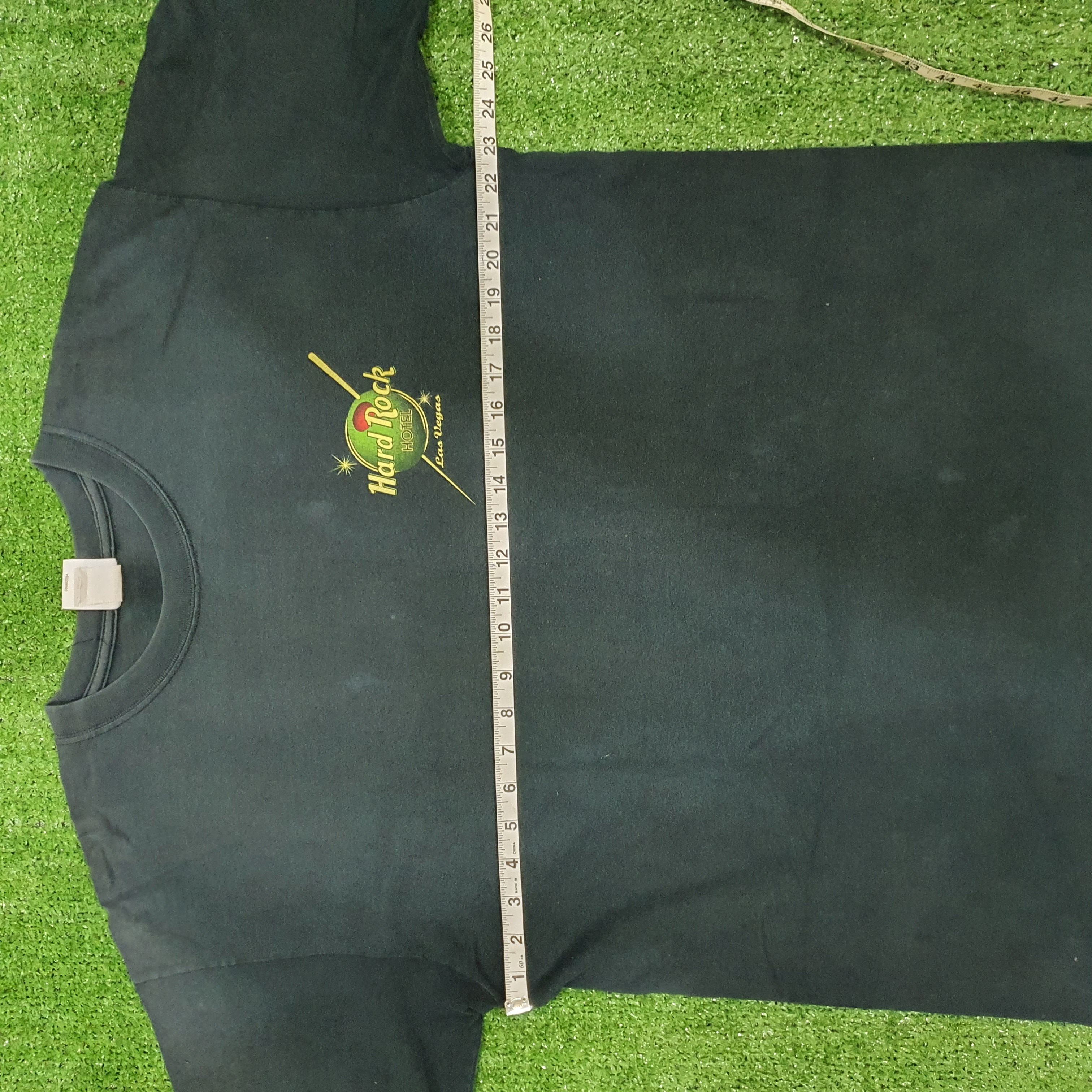 Hard Rock Cafe vintage Hard Rock Hotel Las Vegas T-shirt with a martini Size US L / EU 52-54 / 3 - 10 Thumbnail