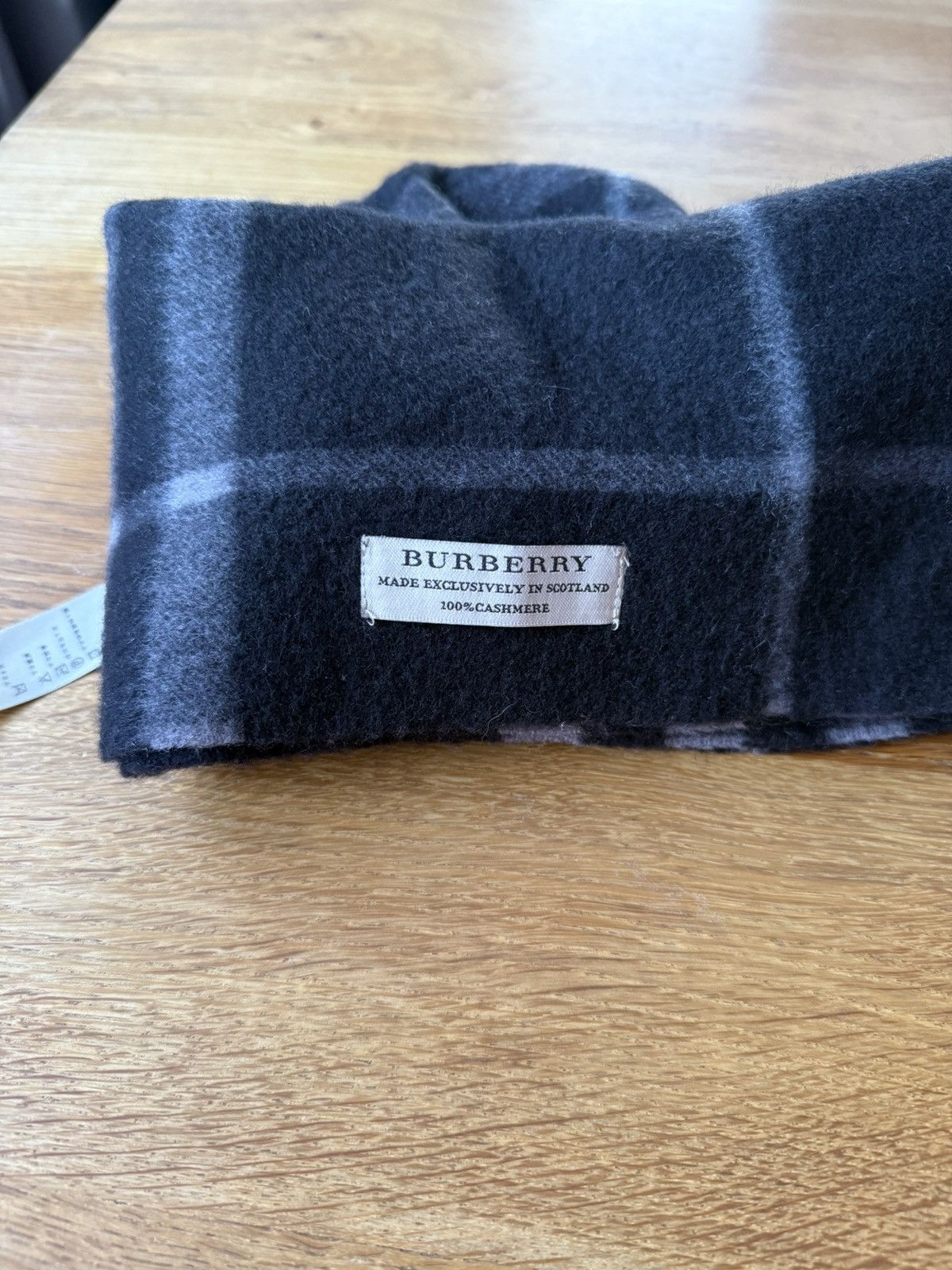 Burberry Burberry cashmere scarf snood unisex Size ONE SIZE - 3 Thumbnail