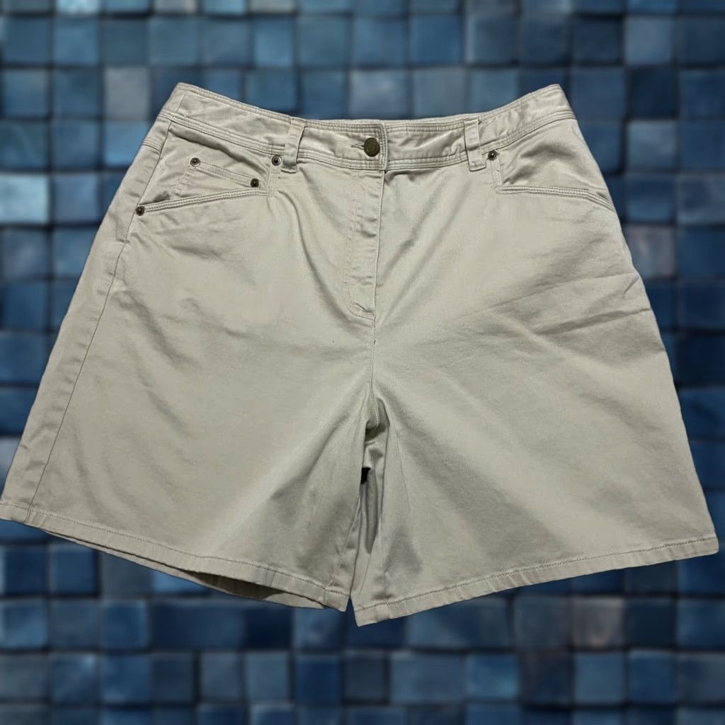 Talbots Talbots Womens Bermuda Shorts Beige Inseam 6" High Rise Walking Beach Outdoor Casual夏? Size 30" / US 8 / IT 44 - 1 Thumbnail