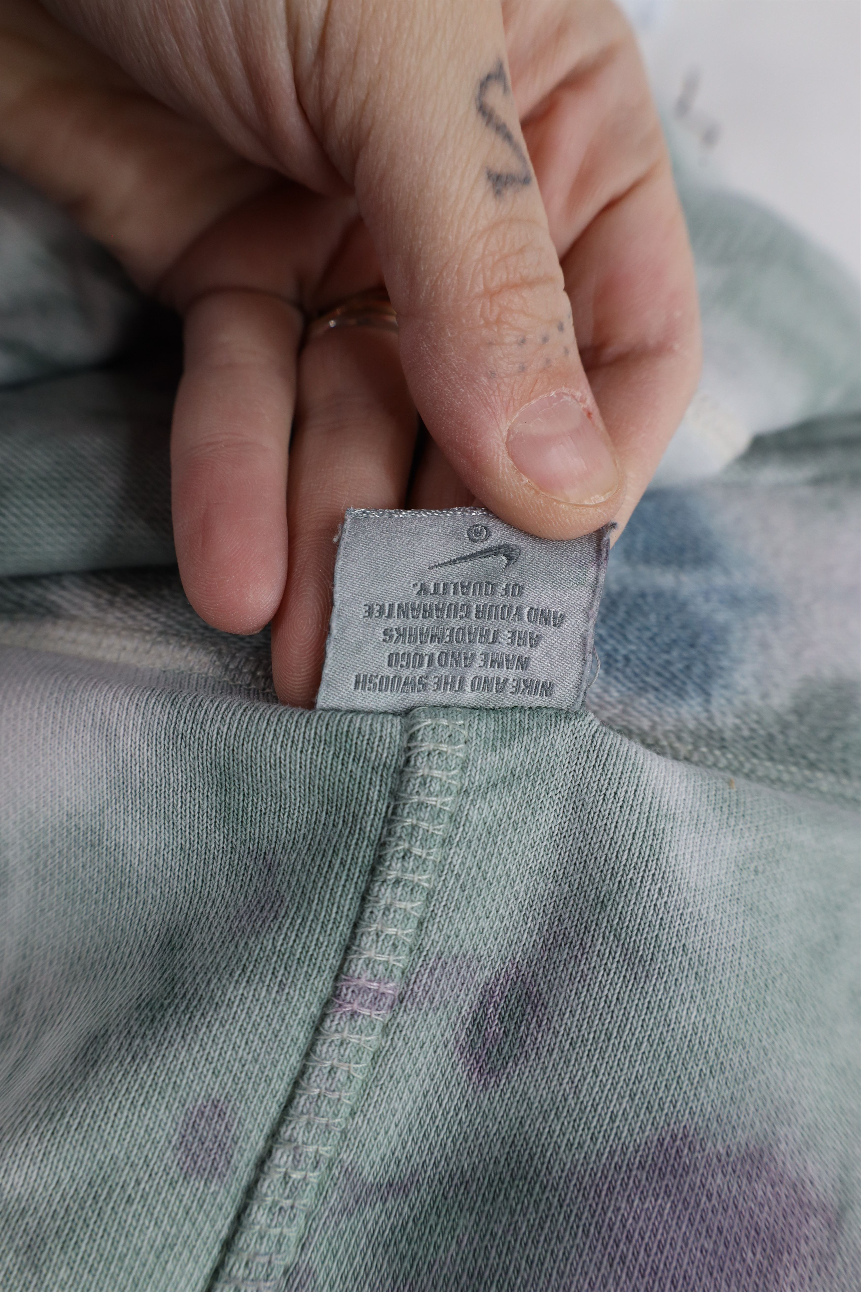 Nike × Vintage Nike Sportswear Club Terry Acid Wash Hoodie Sweatshirt Size US S / EU 44-46 / 1 - 13 Thumbnail