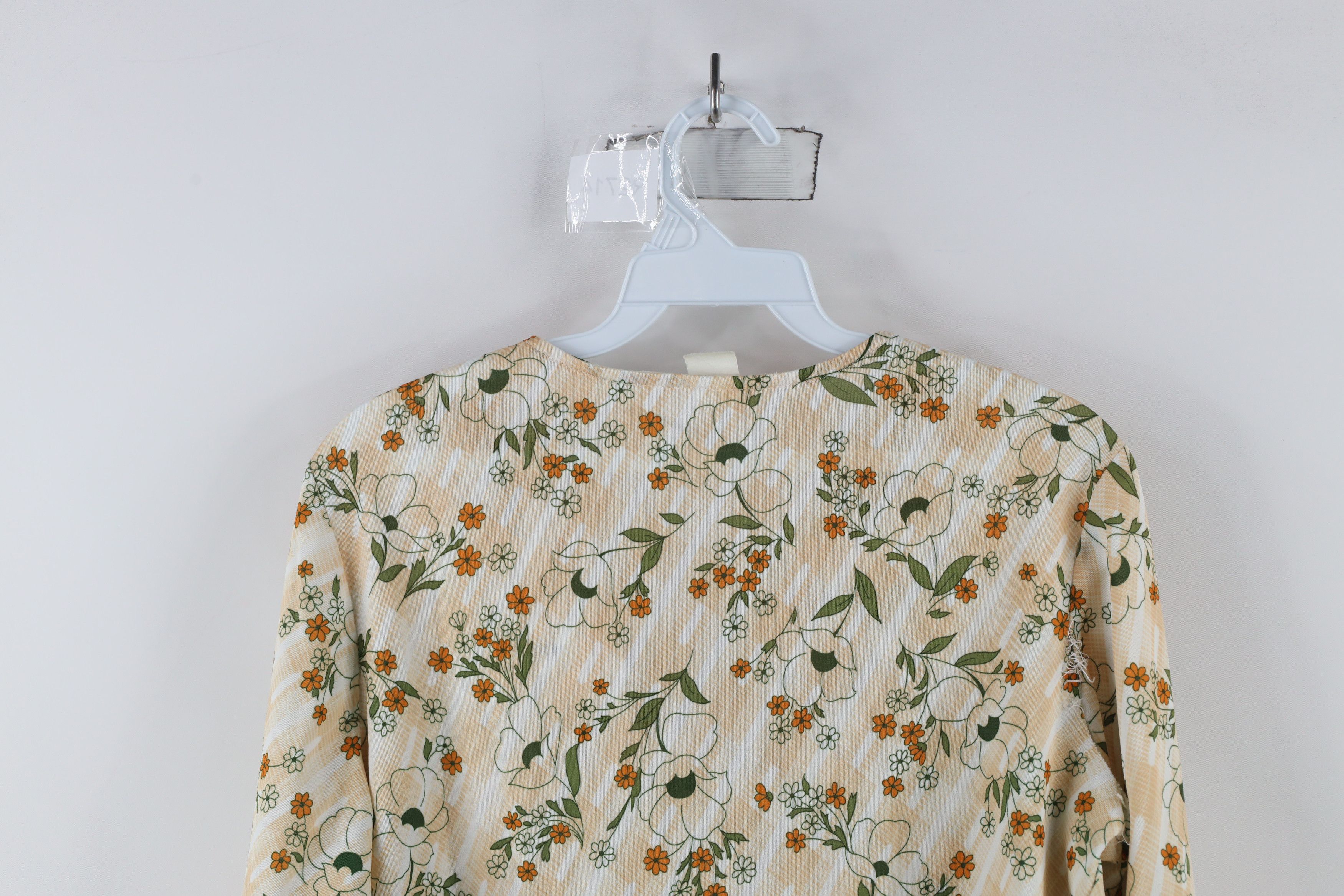 Vintage Vintage 70s Mid Century Modern MCM Flower Knit Shirt USA Size L / US 10 / IT 46 - 14 Thumbnail