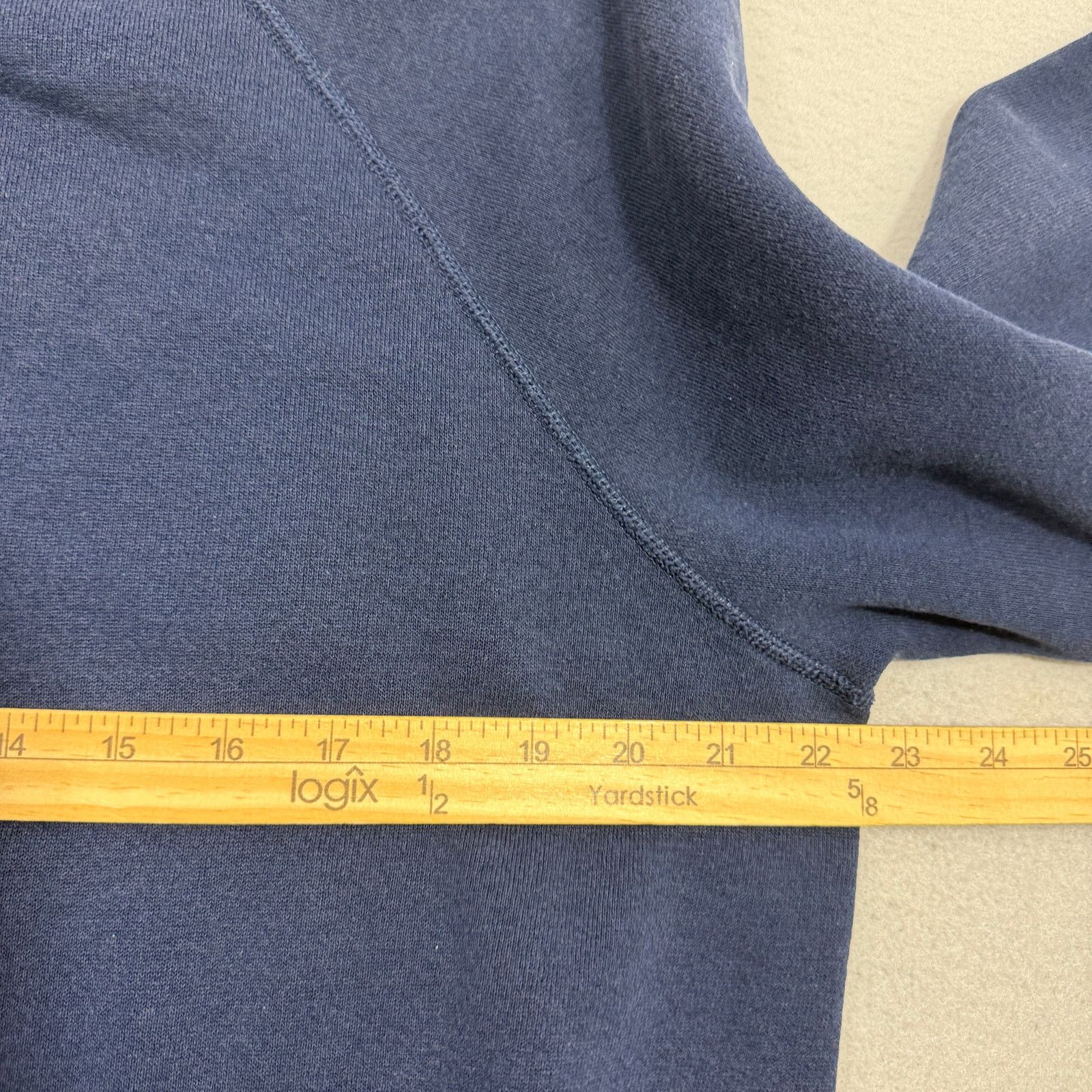 Vintage Vintage Michigan Wolverines Sweatshirt Medium Raglan 80s Size US M / EU 48-50 / 2 - 6 Thumbnail
