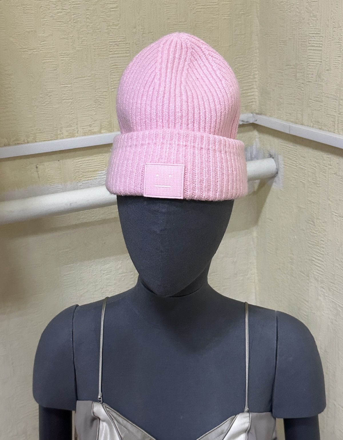 Acne Studios Acne Studios Face Logo Wool Pink Beanie Hat Size 56 cm Size ONE SIZE - 8 Thumbnail