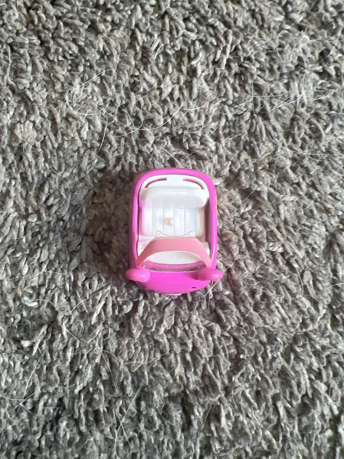 Hypebeast Moose Shopkins Cutie Car Size ONE SIZE - 2 Thumbnail