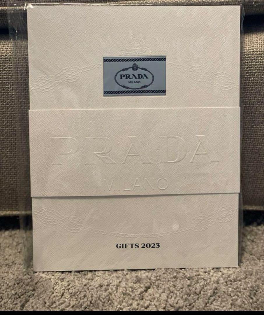 Prada 2023 holiday gift Look book Size ONE SIZE - 7 Thumbnail