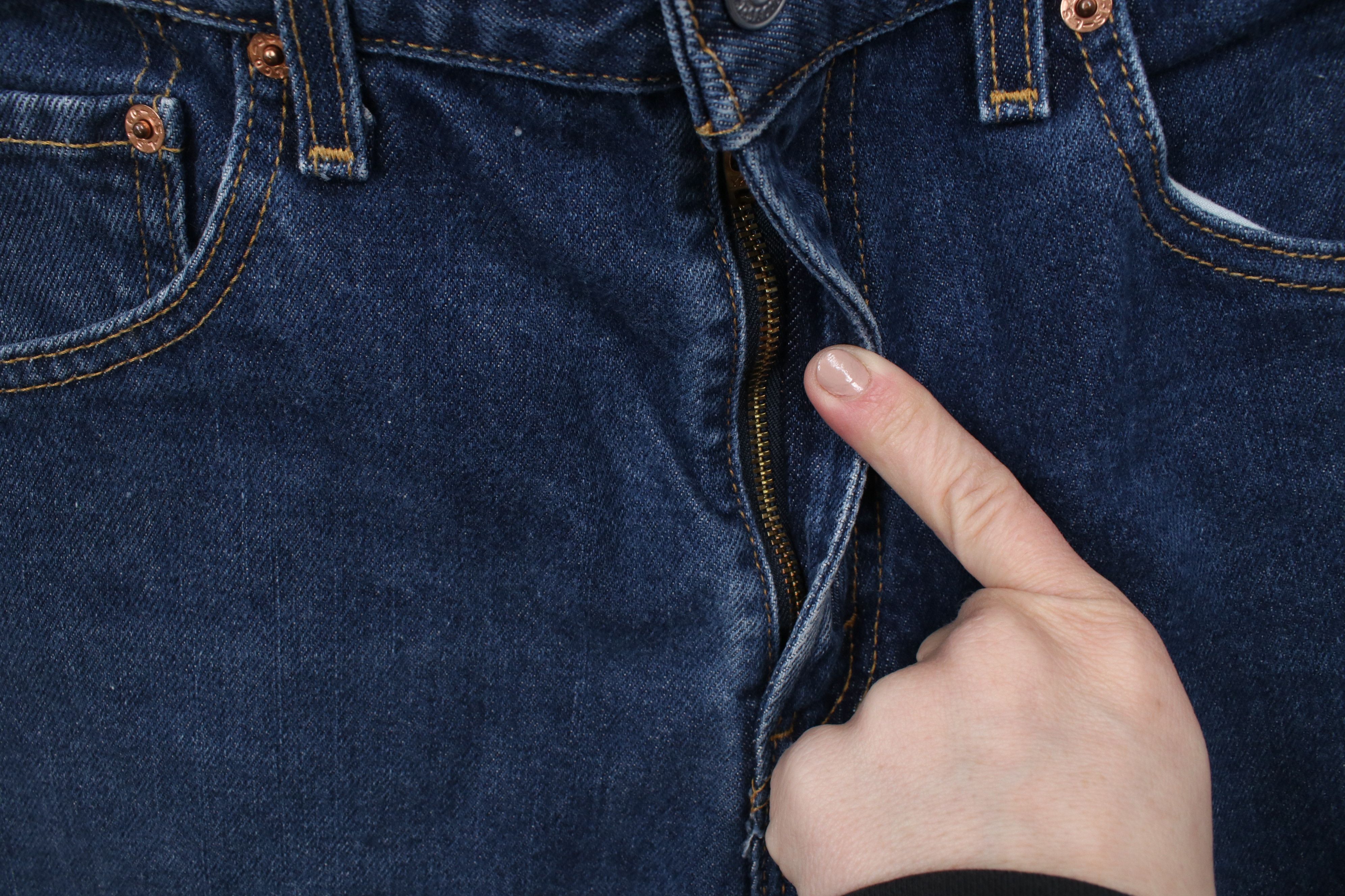 Levi's × Vintage Vintage Y2K 2002 Levis 517 Flared Boot Cut Denim Jeans Size US 31 - 7 Thumbnail