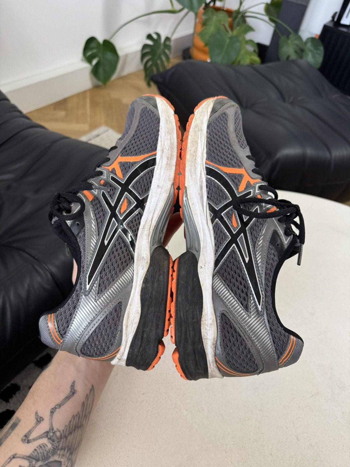 Asics Asics Vintage Low Sneakers Rare lOutdoor Y2k Hype Grey Size US 10 / EU 43 - 5 Thumbnail
