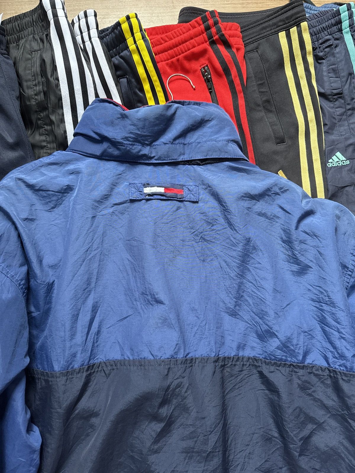 Tommy Hilfiger vintage 90s Tommy Hilfiger blue windbreaker jacket Size US XL / EU 56 / 4 - 5 Thumbnail
