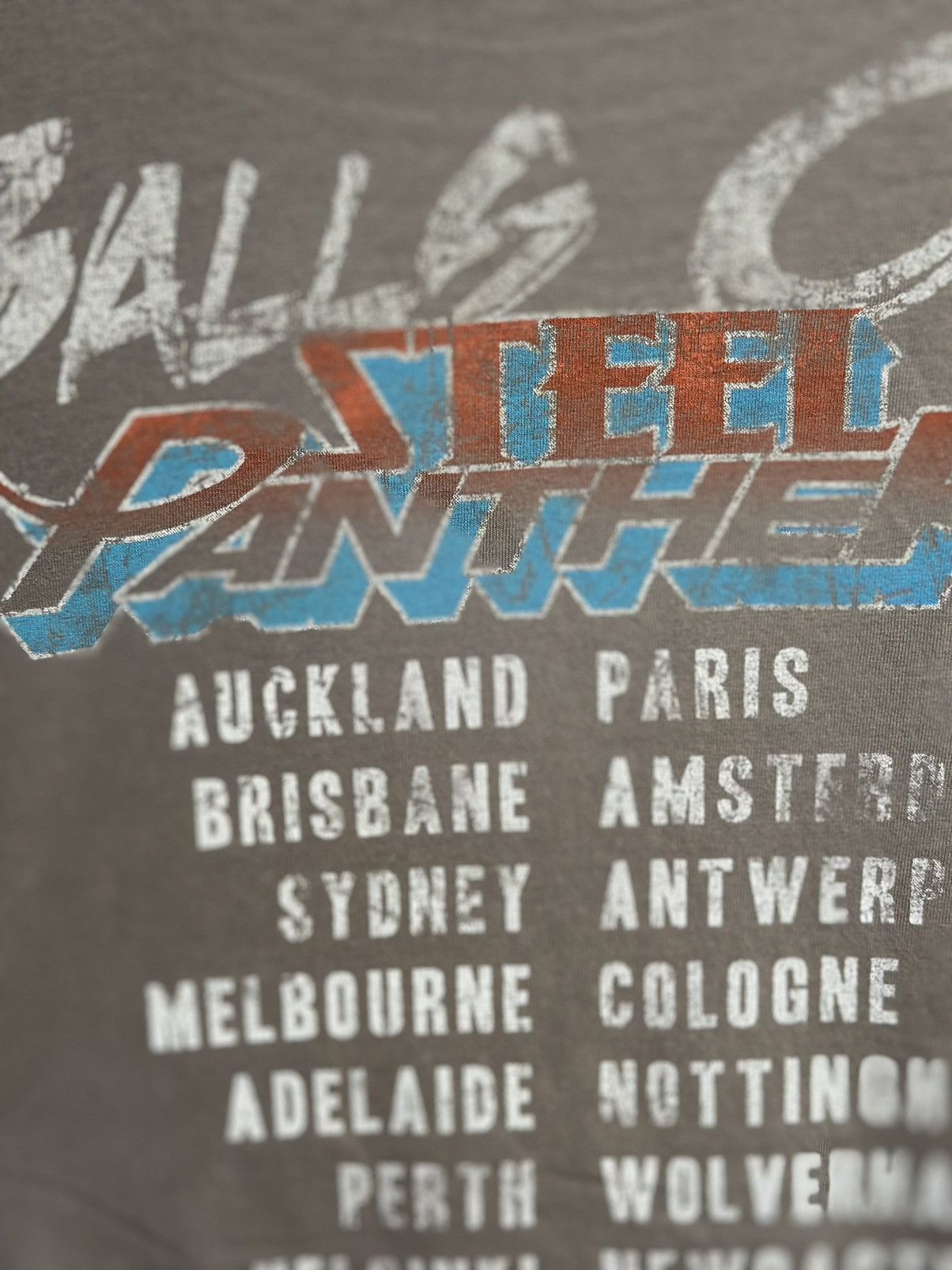 Band Tees × Vintage Vintage Steel Panther Tour Tee Faded Tee Size US XXL / EU 58 / 5 - 6 Thumbnail