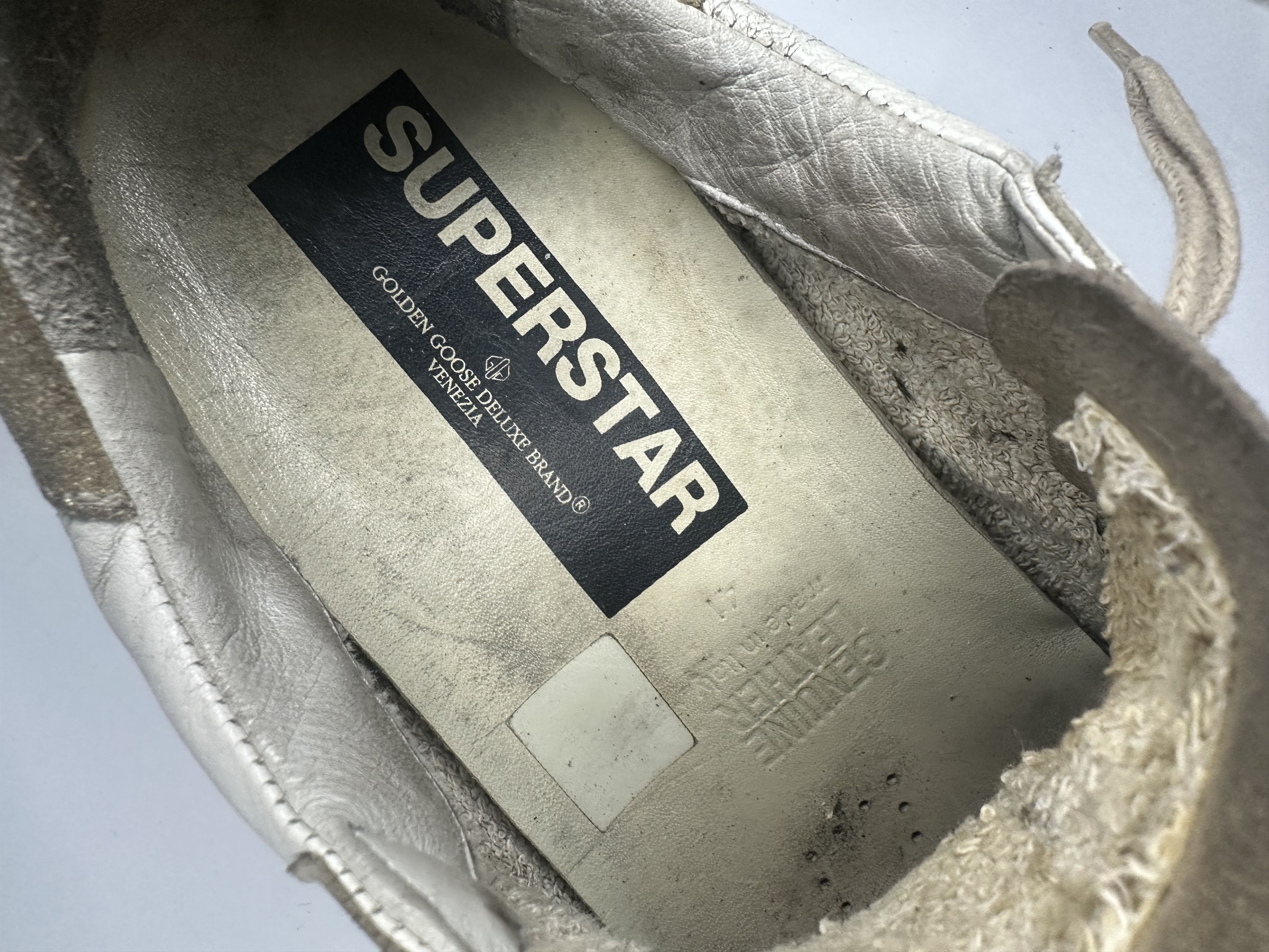 Golden Goose Golden Goose Superstar Gold and White Leather Sneakers. Size US 8 / EU 41 - 7 Thumbnail