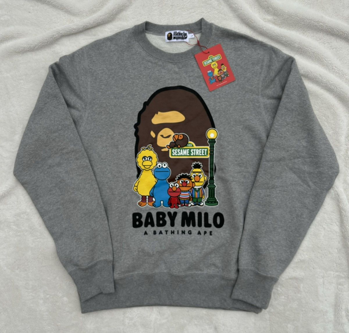 Bape Bape x Baby Milo x Sesame Street Collection Grey Crewneck Size US L / EU 52-54 / 3 - 1 Thumbnail