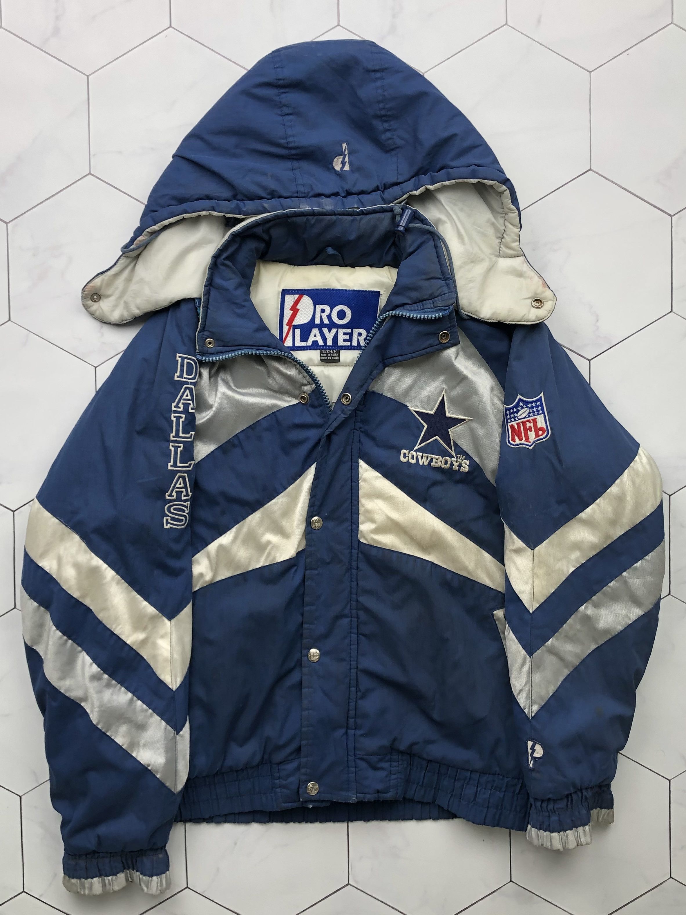 Vintage 80s DALLAS COWBOYS NFL Starter Nylon Jacket L