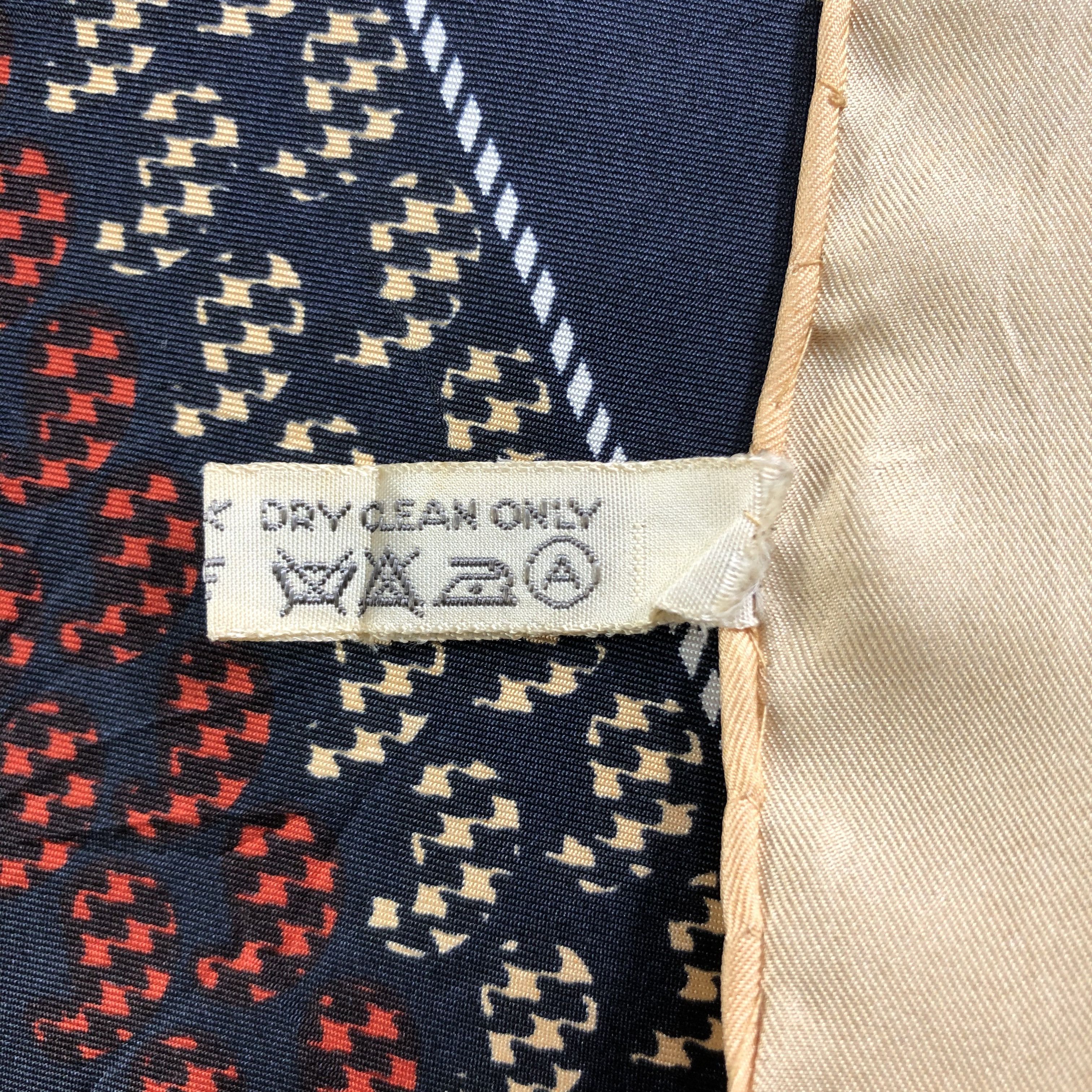 Vintage Vintage Roberto Capucci Silk Scarf Size ONE SIZE - 6 Thumbnail