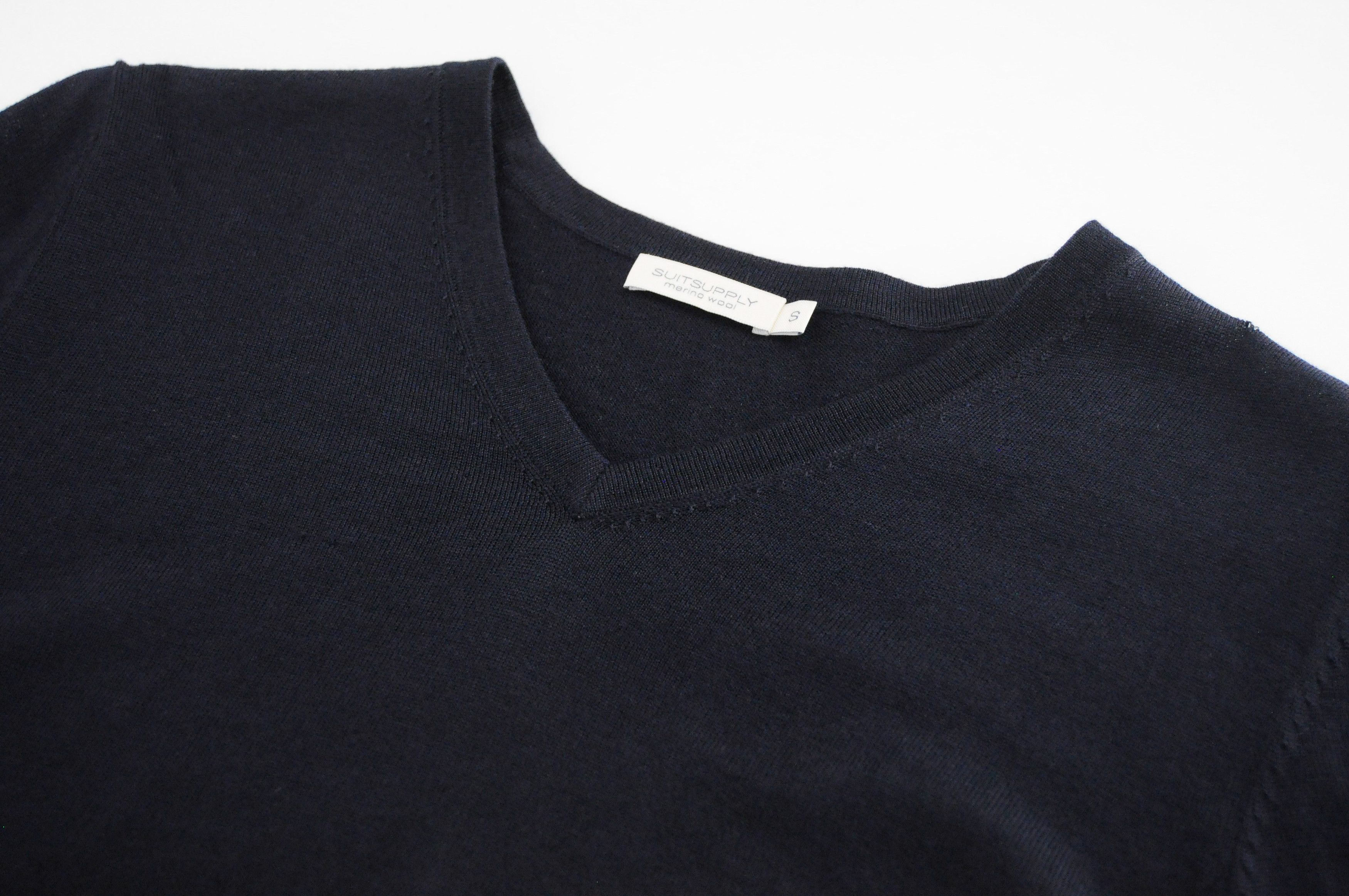Suitsupply S Navy Merino Wool V-Neck Sweater 60285 Size US S / EU 44-46 / 1 - 4 Thumbnail