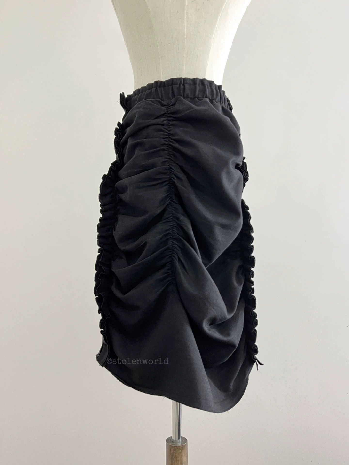 Comme des Garcons CDG Tricot Irregular Pleated Wool-Cotton Skirt Size 27" / US 4 / IT 40 - 8 Thumbnail