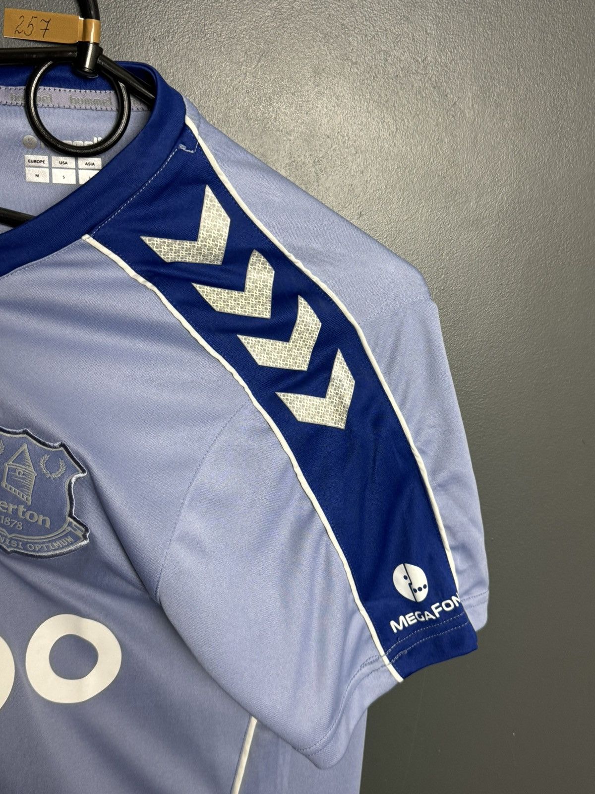 Hummel Everton Training Football Jersey Size US S / EU 44-46 / 1 - 4 Thumbnail