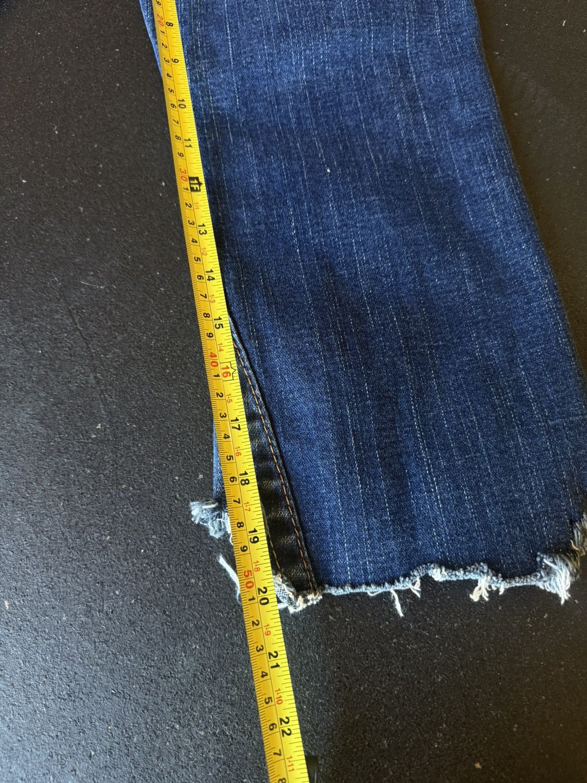 True Religion True Religion Women’s shin cut jeans Size 29” Size 29" - 8 Thumbnail