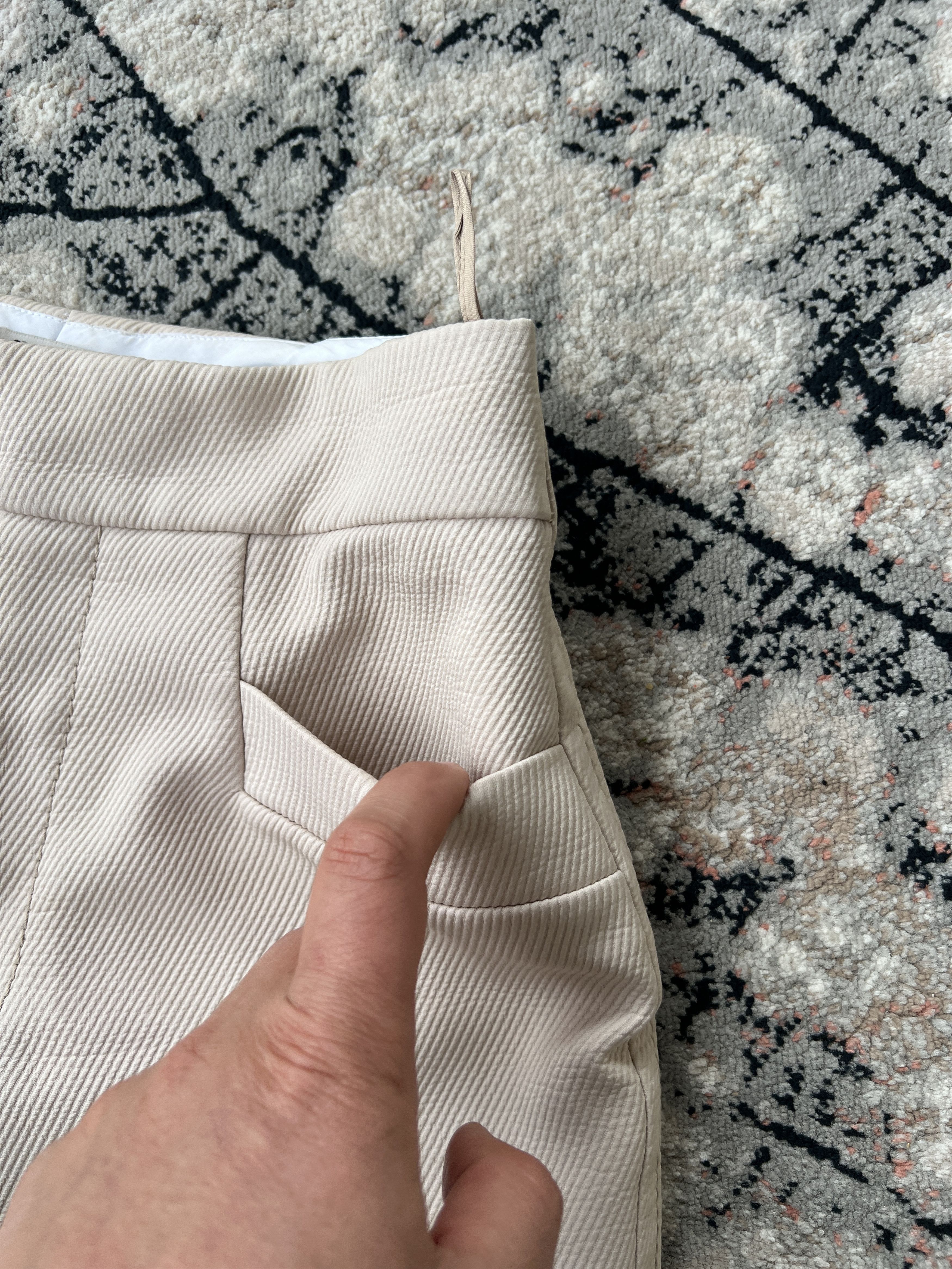 Miu Miu Miu Miu Shorts Size 26" / US 2 / IT 38 - 2 Thumbnail