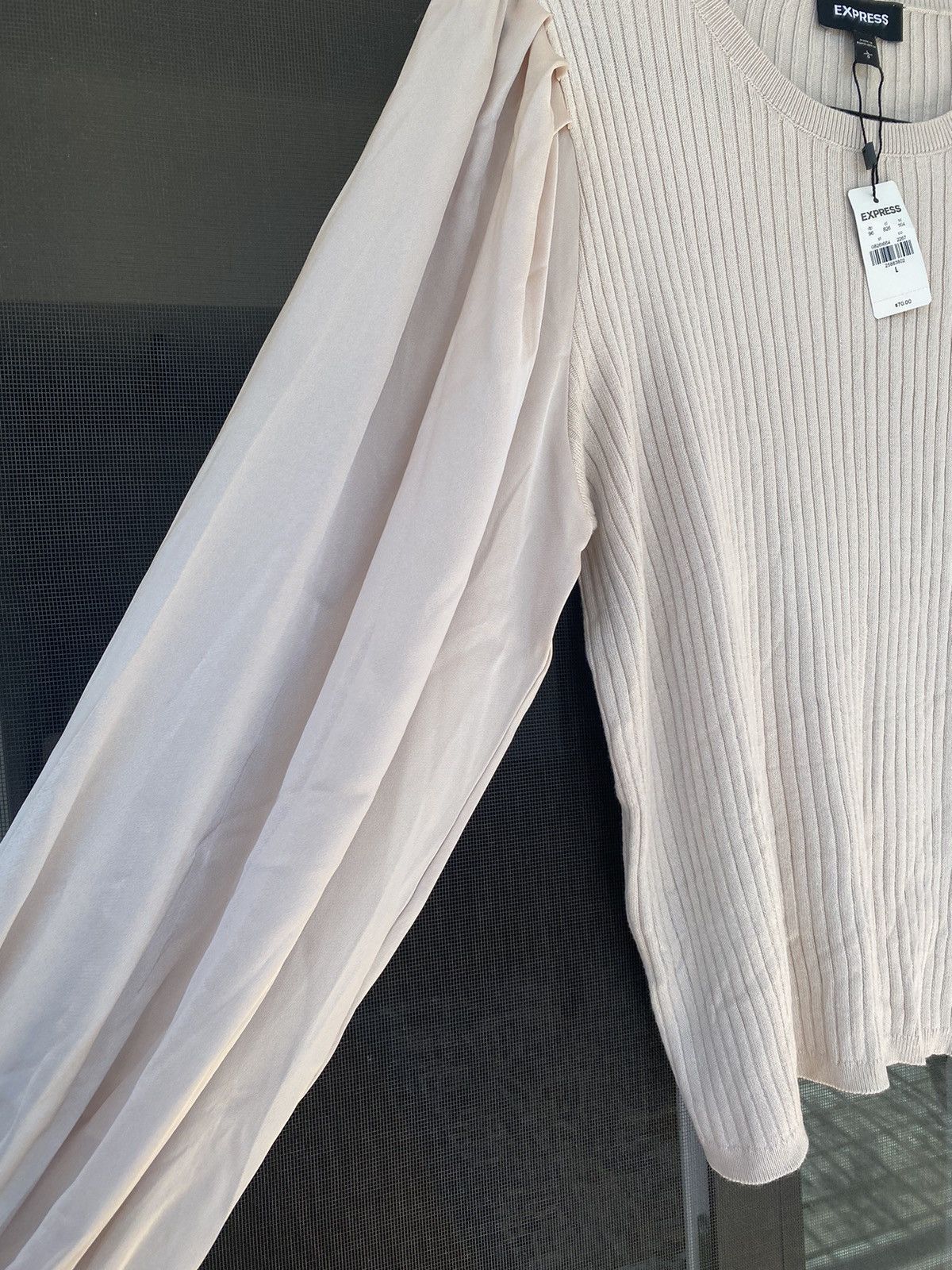 Express NWT Express Pleated Puff Lantern Satin Sleeve Knit Sweater Size L / US 10 / IT 46 - 9 Thumbnail