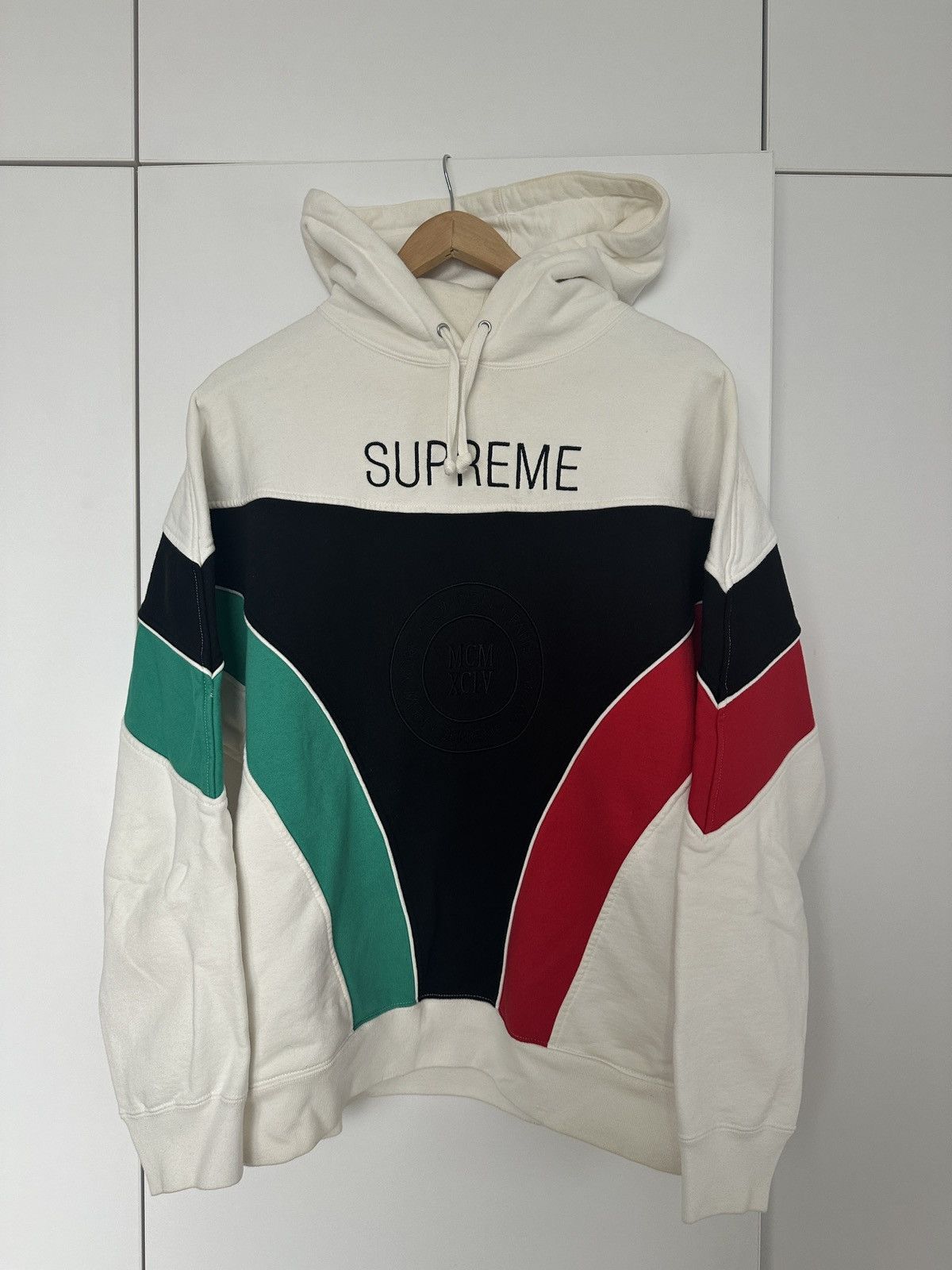 Supreme Milan Hoodie | Grailed
