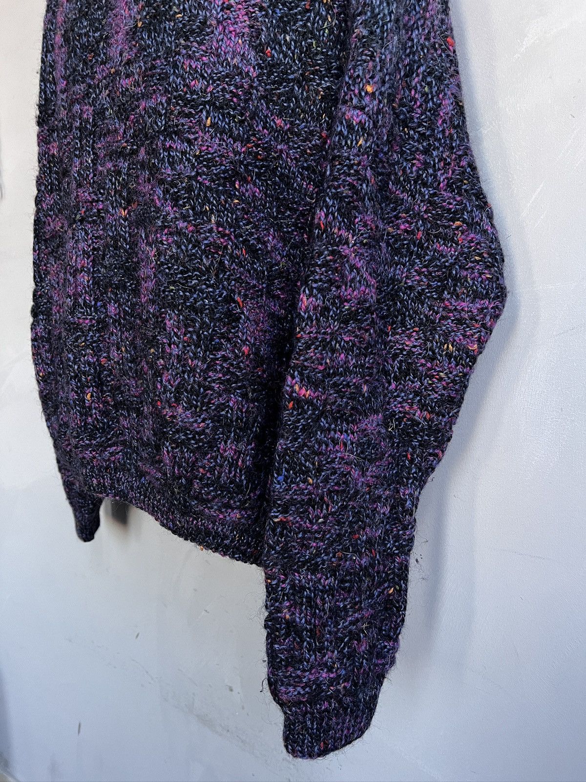 Valentino Valentino vintage sweater purple knitted classic luxury Size US M / EU 48-50 / 2 - 7 Thumbnail
