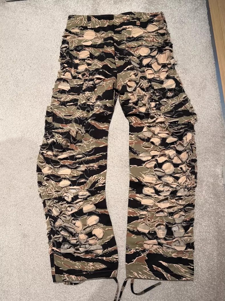 Vetements Vetements SizeS AW18 Lasercut cargo Size US 30 / EU 46 - 2 Thumbnail