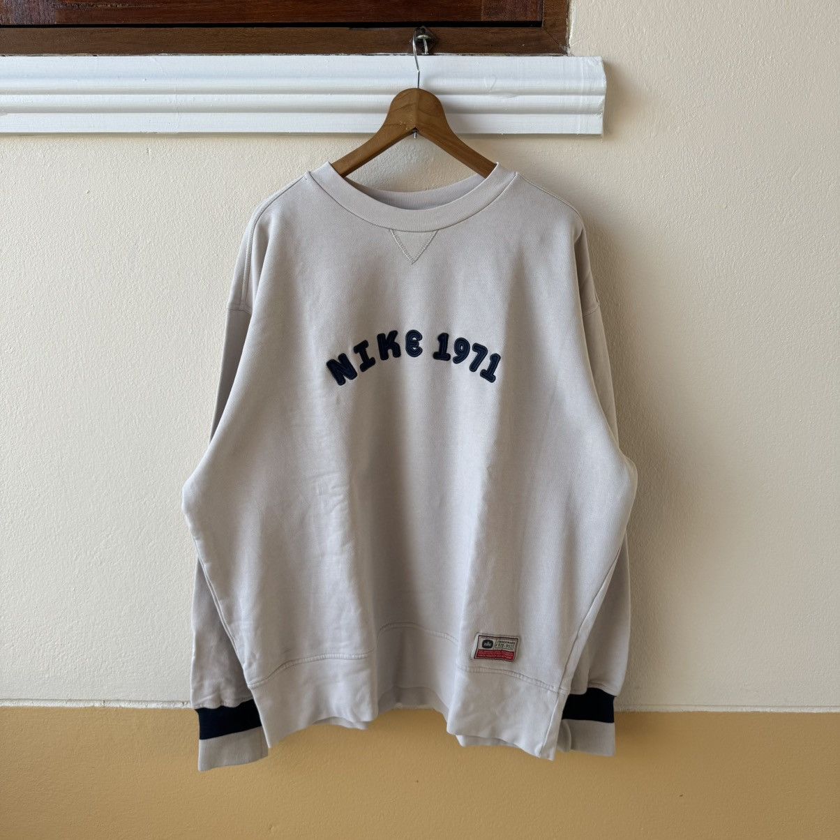 Other Vintage Nike 1971 Embroidered Spellout Size US L / EU 52-54 / 3 - 1 Thumbnail