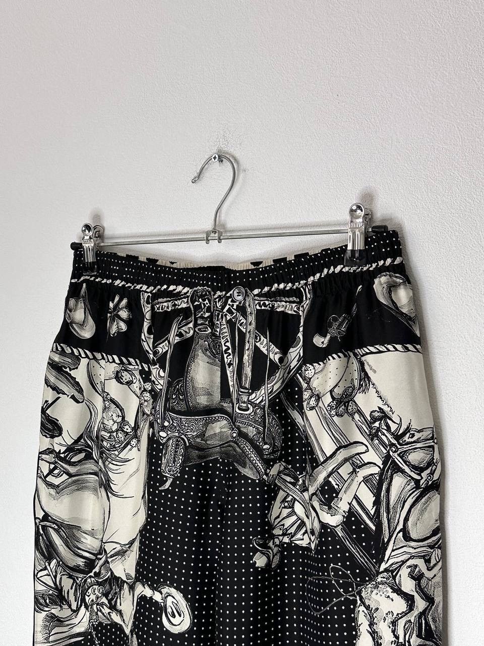 Dolce & Gabbana Dolce & Gabbana Silk Printed Trousers Size 46 Made in Italy Size US 32 / EU 48 - 5 Thumbnail