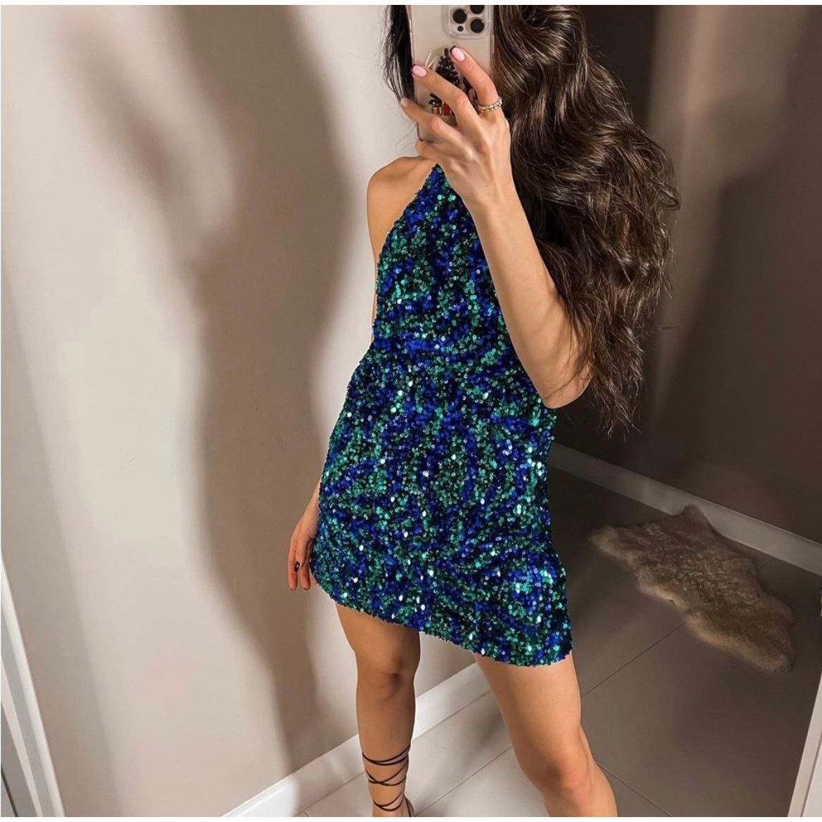 Zara ZARA BLOGGER FAVORITE SEQUIN HALTER DRESS Size XS / US 0-2 / IT 36-38 - 11 Thumbnail