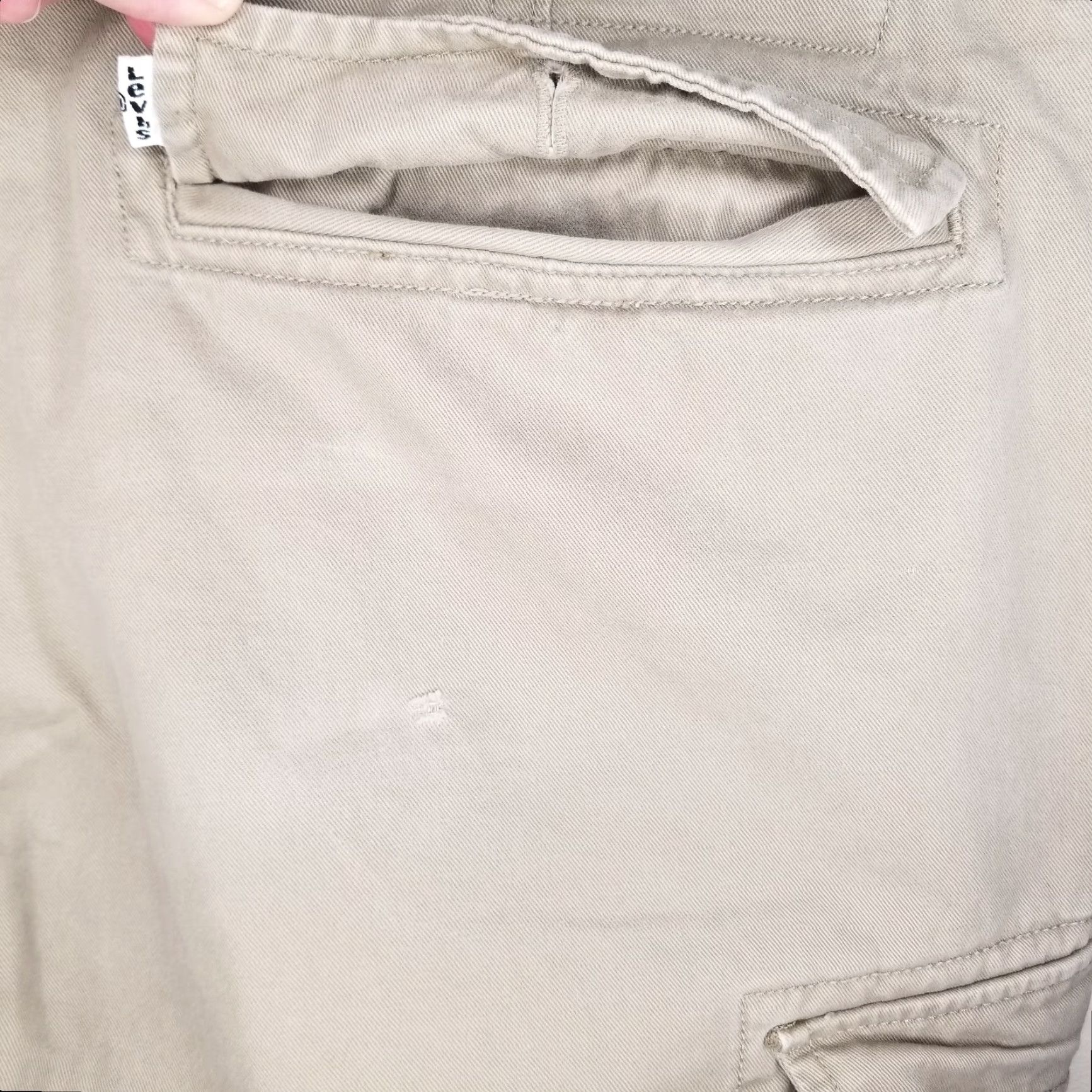 Levi's Levi's Cargo Shorts Beige Mens Size 36 Khaki Cargo 36 Men Mens Size US 36 / EU 52 - 6 Thumbnail