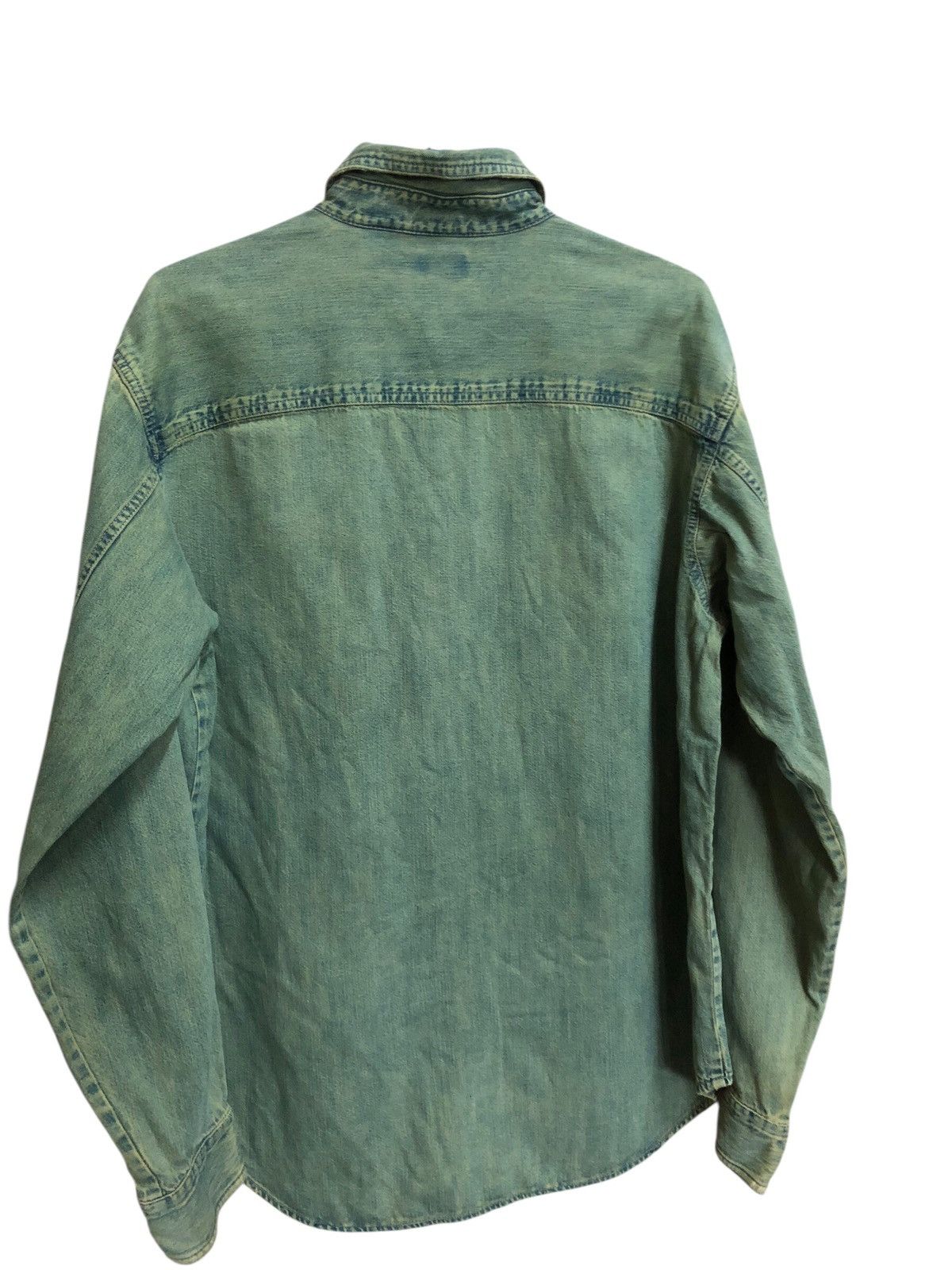 Levi's Levi’s Chambray Denim Button Ups Shirt Size US M / EU 48-50 / 2 - 2 Thumbnail
