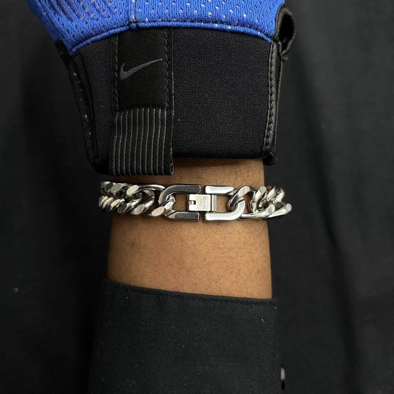 Other 2000s Style Cuban Style Heavyweight Silver Bracelet Size ONE SIZE - 3 Thumbnail
