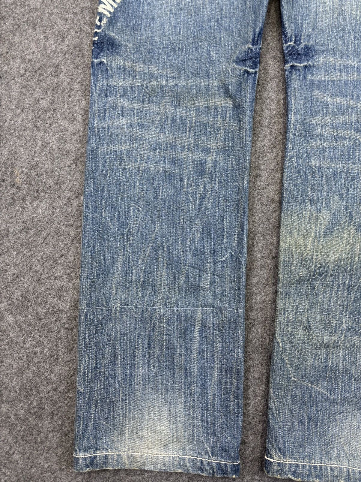 Gotcha 💥Surf Style💥Gotcha Surf Medium Wash Denim F950 Size US 33 - 12 Thumbnail