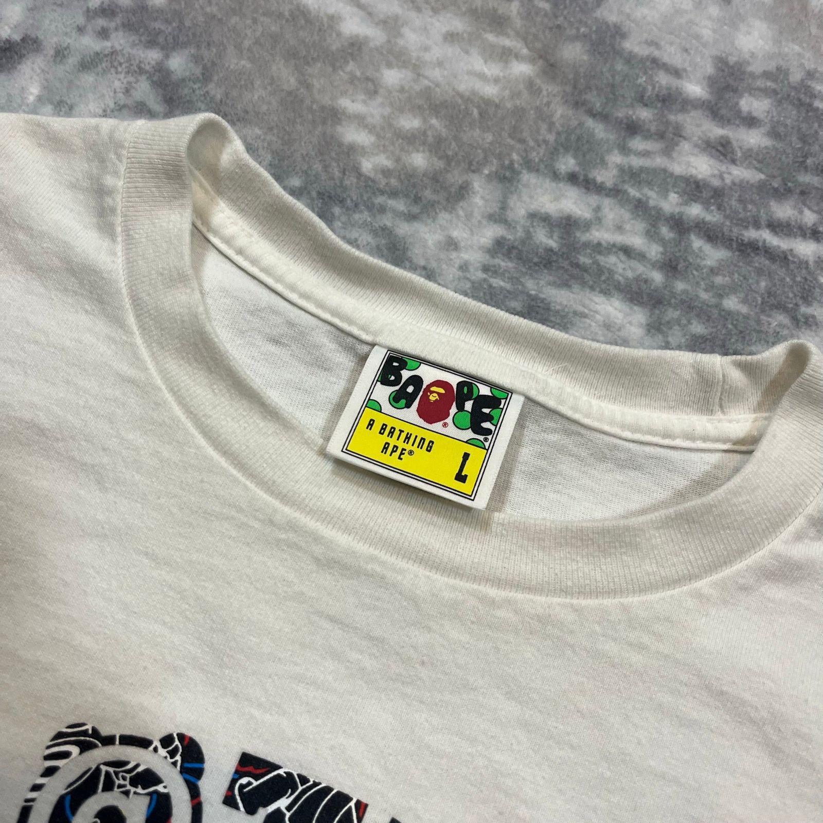 Bape × Nigo Authentic Bape x Bearbrick Tee White L Size US L / EU 52-54 / 3 - 3 Thumbnail