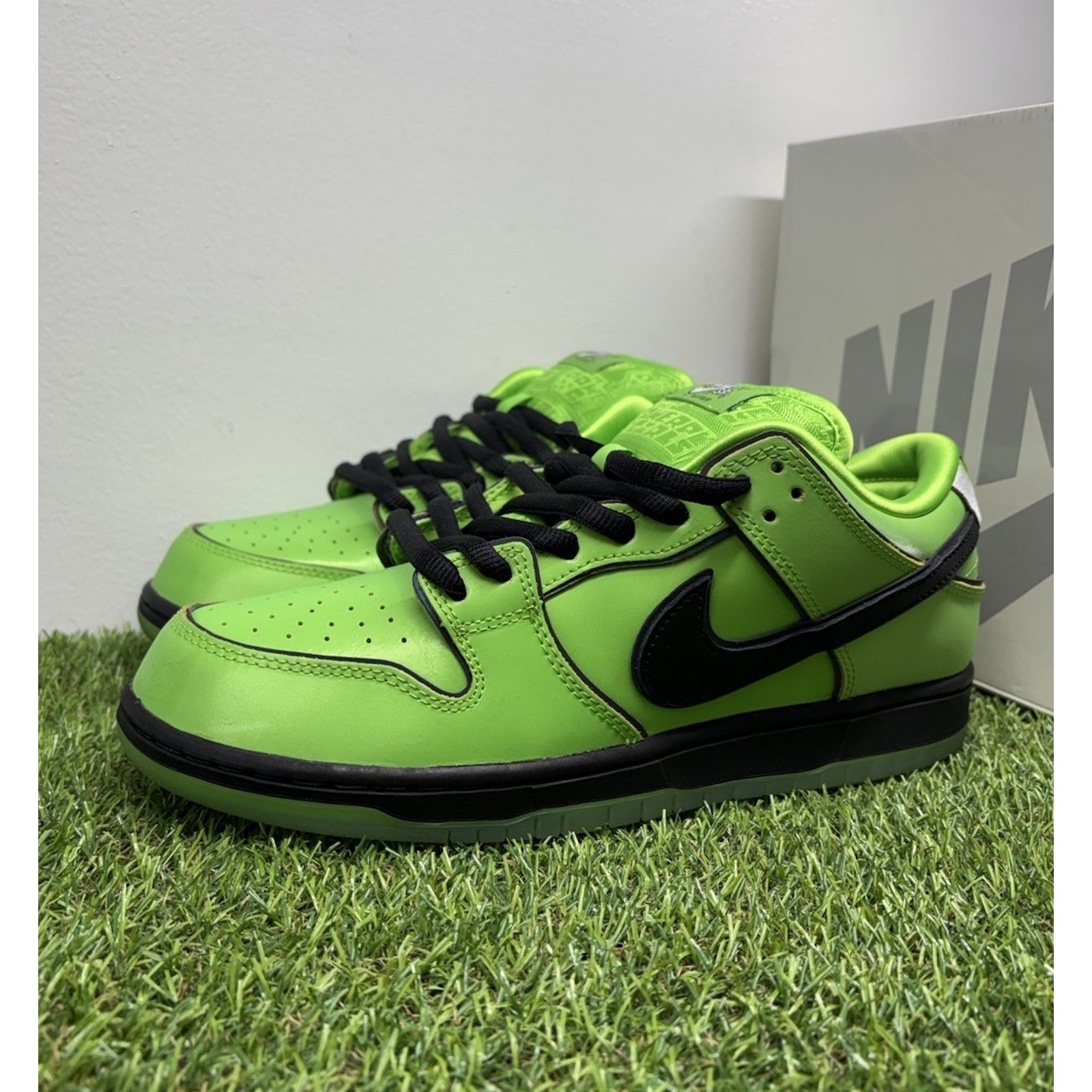 Nike Nike Powerpuff Girls Dunk Pro SB QS Low Buttercup | GREAT! Size US 10.5 / EU 43-44 - 1 Thumbnail