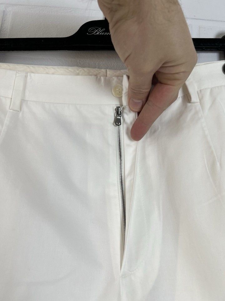 Dolce & Gabbana Dolce & Gabbana Men's Shorts White-Ivory Solid Size 56 Size US 40 / EU 56 - 8 Thumbnail