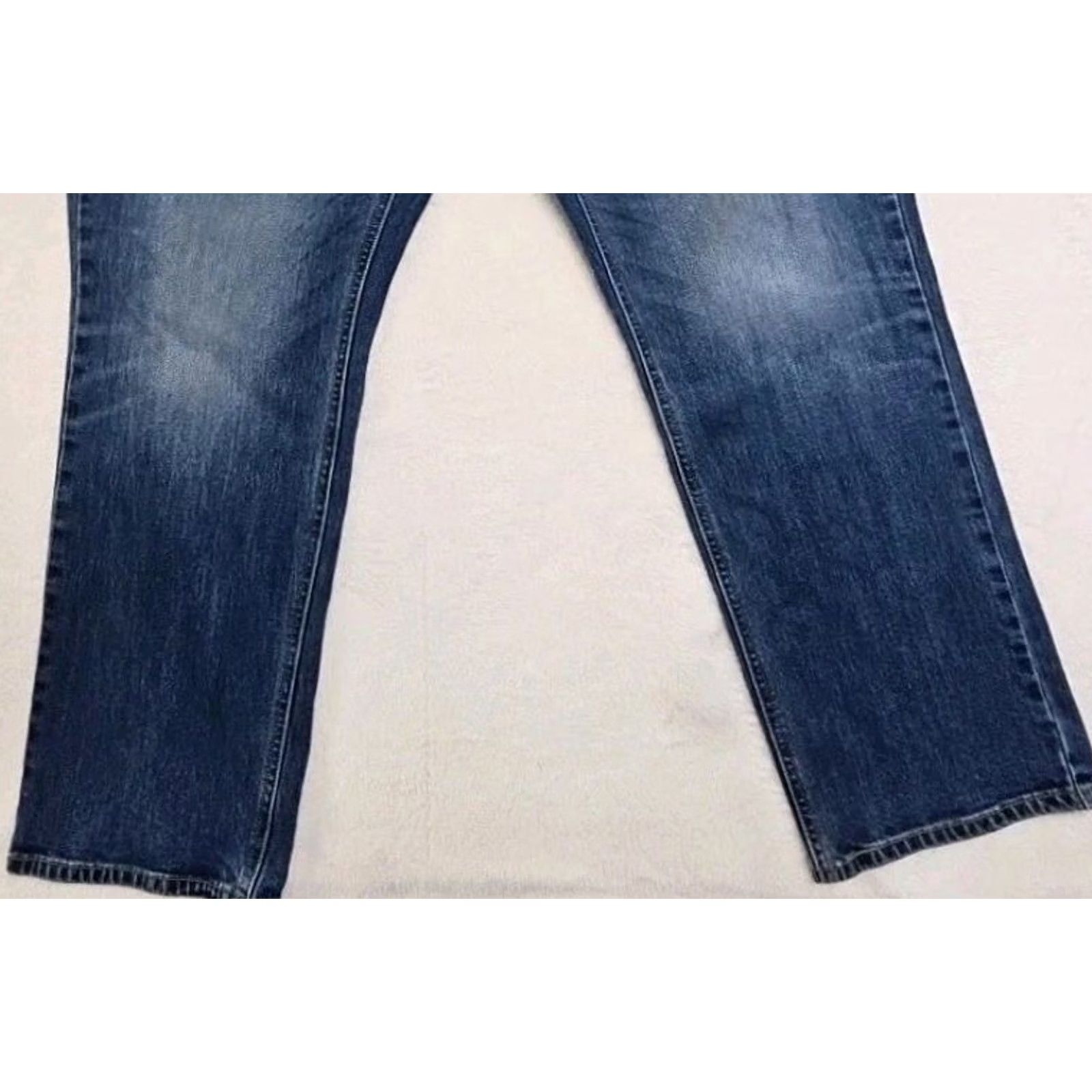Levi's Levi’s 541 Jeans Mens 44x30 Blue Mid Wash Denim Tapered Athletic Fit 5-Pocket Zip Regular Inseam 30in Cotton Denim Straight No N/A Size US 44 / EU 60 - 3 Thumbnail