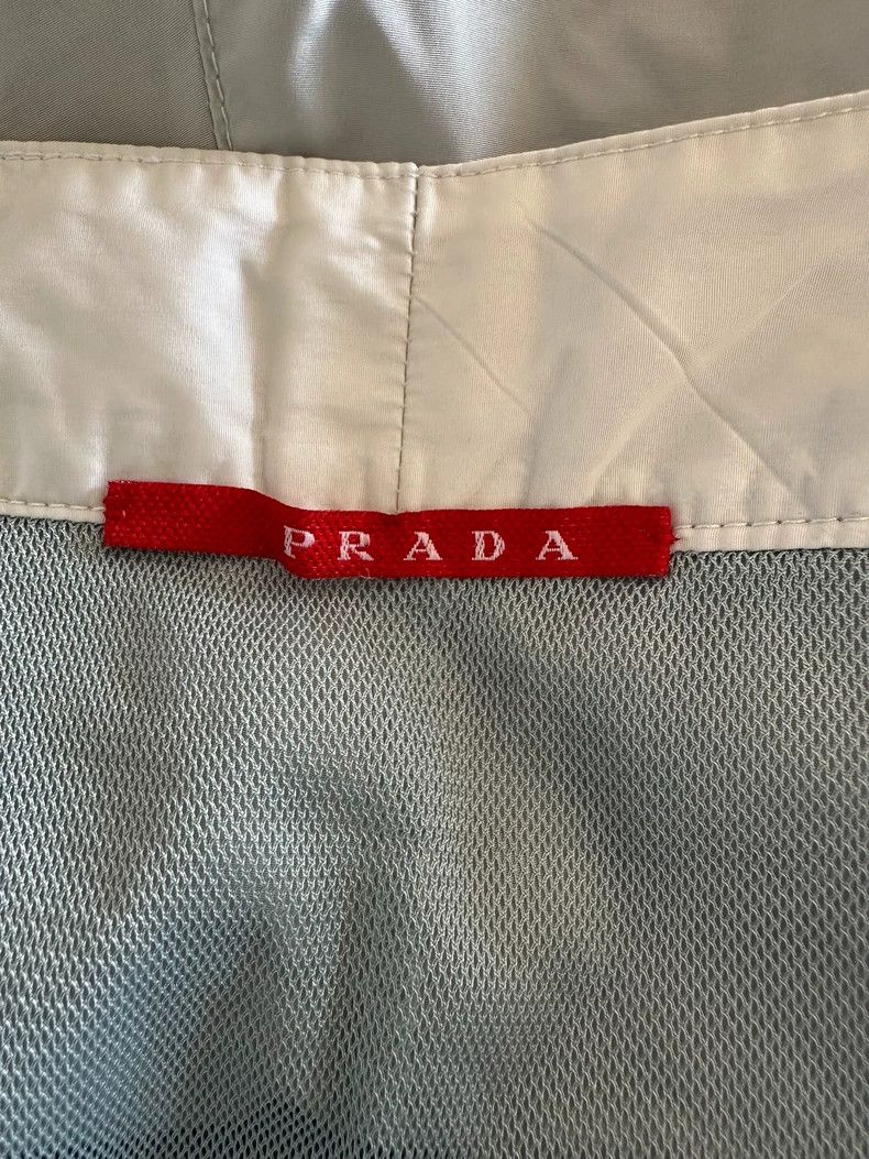 Prada Prada Men's color-blocked nylon fabric short 2501-Nextarrow Size US 38 / EU 54 - 3 Thumbnail