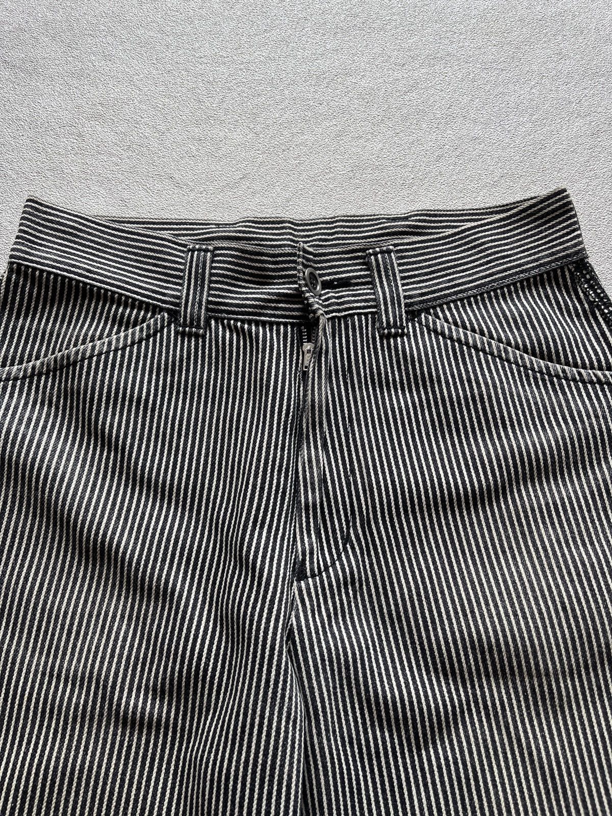 Comme des Garcons AD2003 COMME DES GARCONS Stripe Hickory Cut Short Pants Size US 28 / EU 44 - 2 Thumbnail