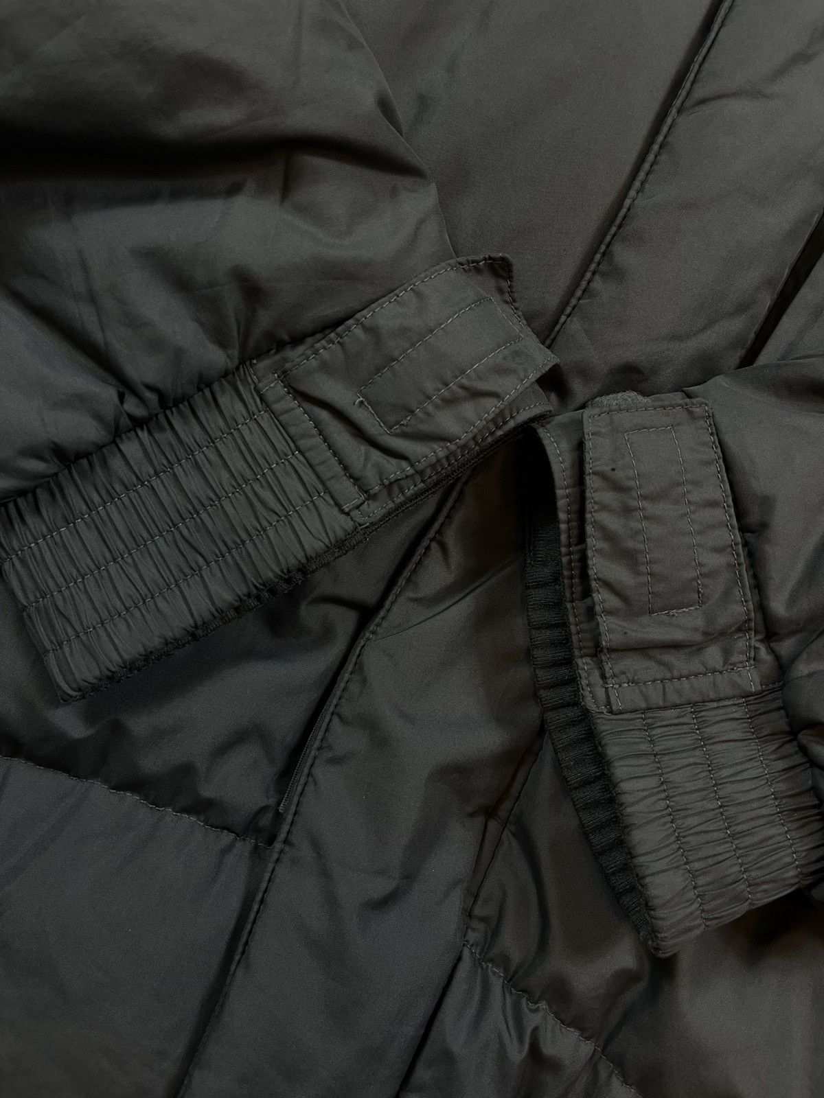 Nike 90’s NIKE RETRO CENTRAL SWOOSH LOGO DOWN PUFFER JACKET Y2K Size US M / EU 48-50 / 2 - 11 Thumbnail