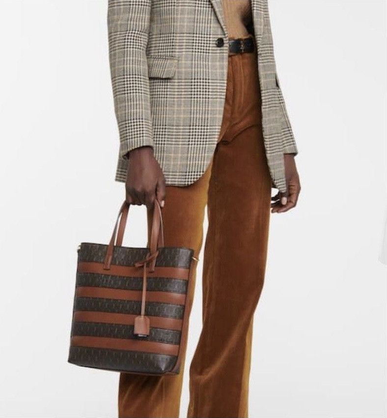 Saint Laurent Paris SS22 Le Monogramme Coated Canvas Shopping Bag Size ONE SIZE - 10 Thumbnail