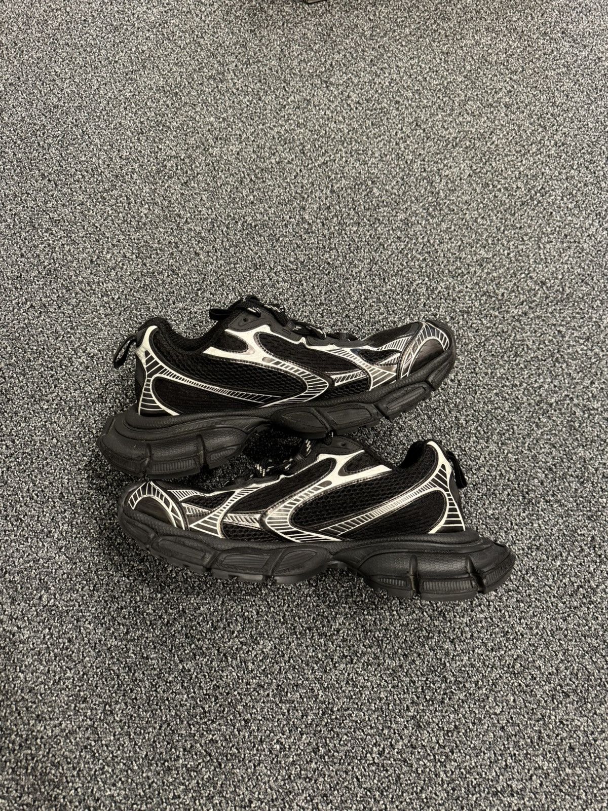 Balenciaga Balenciaga 3XL Black (US 10.5/11M) Size US 11 / EU 44 - 3 Thumbnail