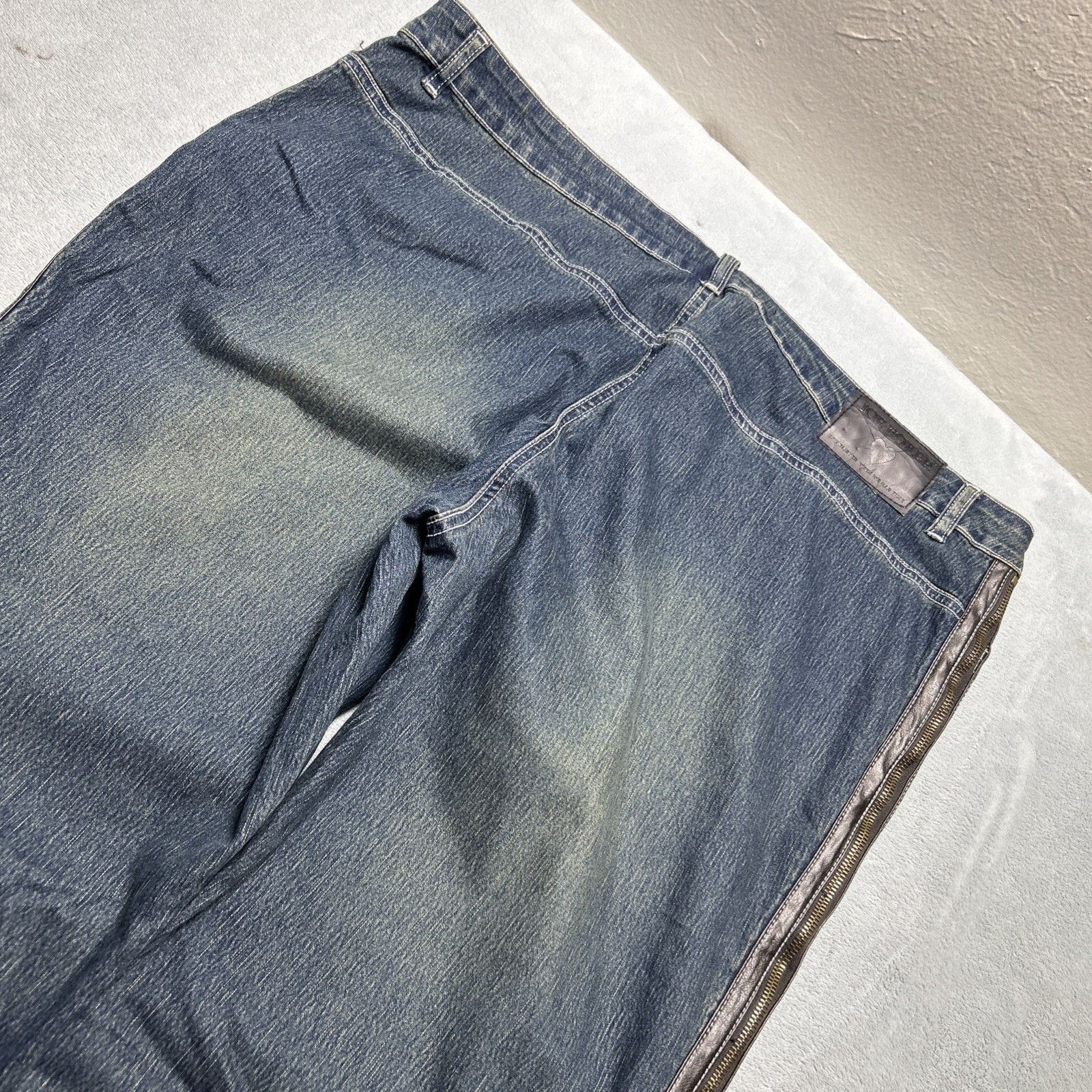 Joe Boxer Beyond Baggy Jeans Womens 21 42x33 Raw Hem Zip Sides Baggie Size US 42 / EU 58 - 22 Thumbnail