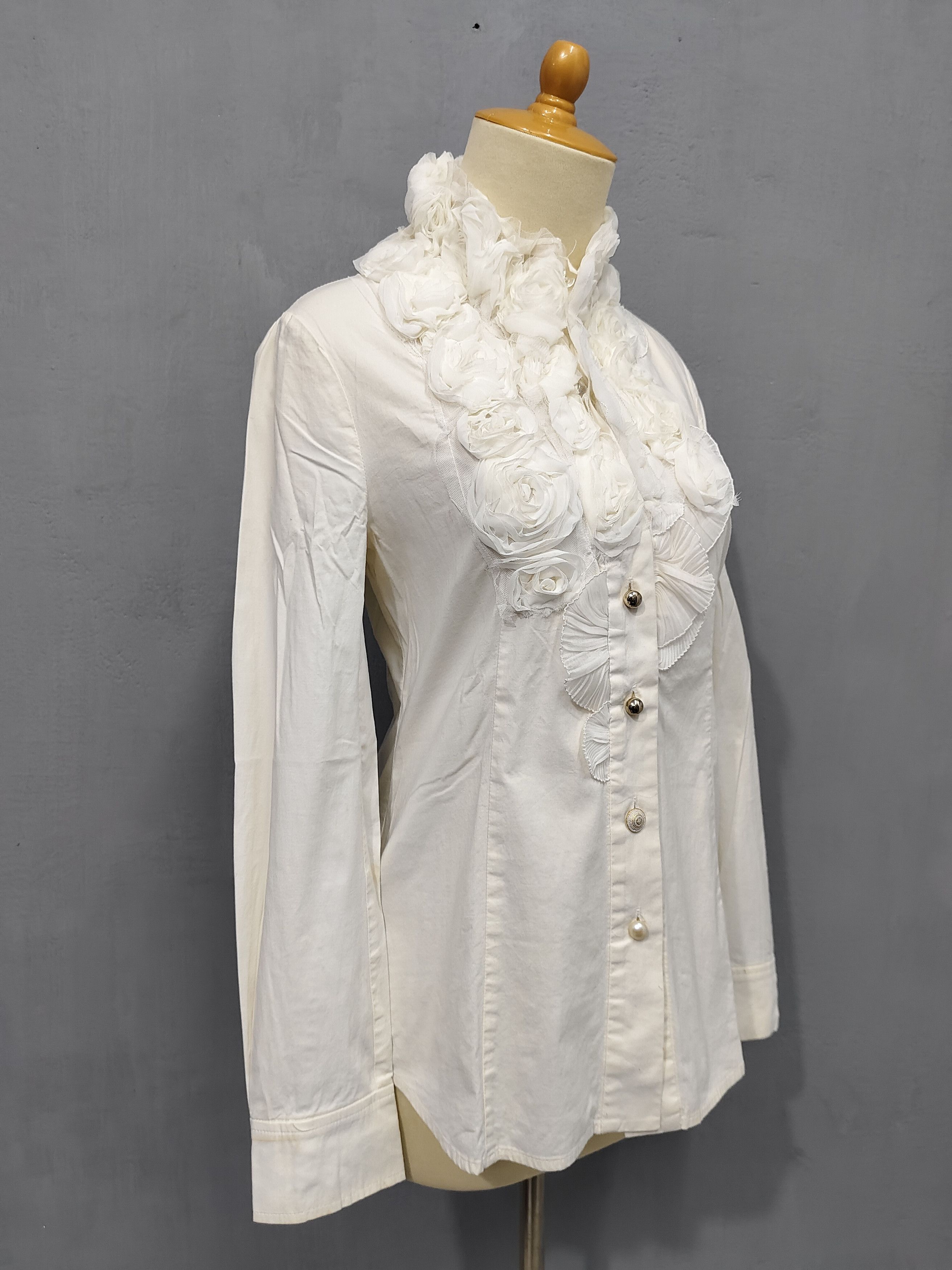 Seditionaries OZ O'2nd❤️‍🔥Romantic Ruffle Rosette Applique Tailored Shirt Size M / US 6-8 / IT 42-44 - 3 Thumbnail
