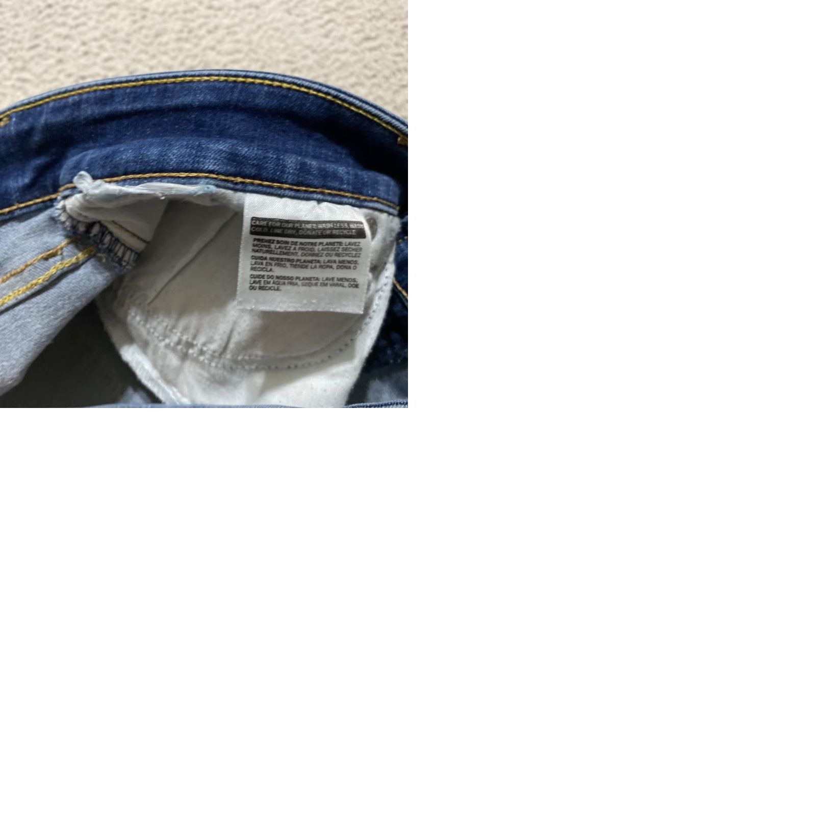 Levi's Levi's Womens Jeans Blue Denim Dark Wash Mid Rise Skinny Leg 30 Regular Pockets Stretch Cotton Blend Spandex Denim Inseam 25 Vintage No Mens Womens Size 28" / US 6 / IT 42 - 9 Thumbnail