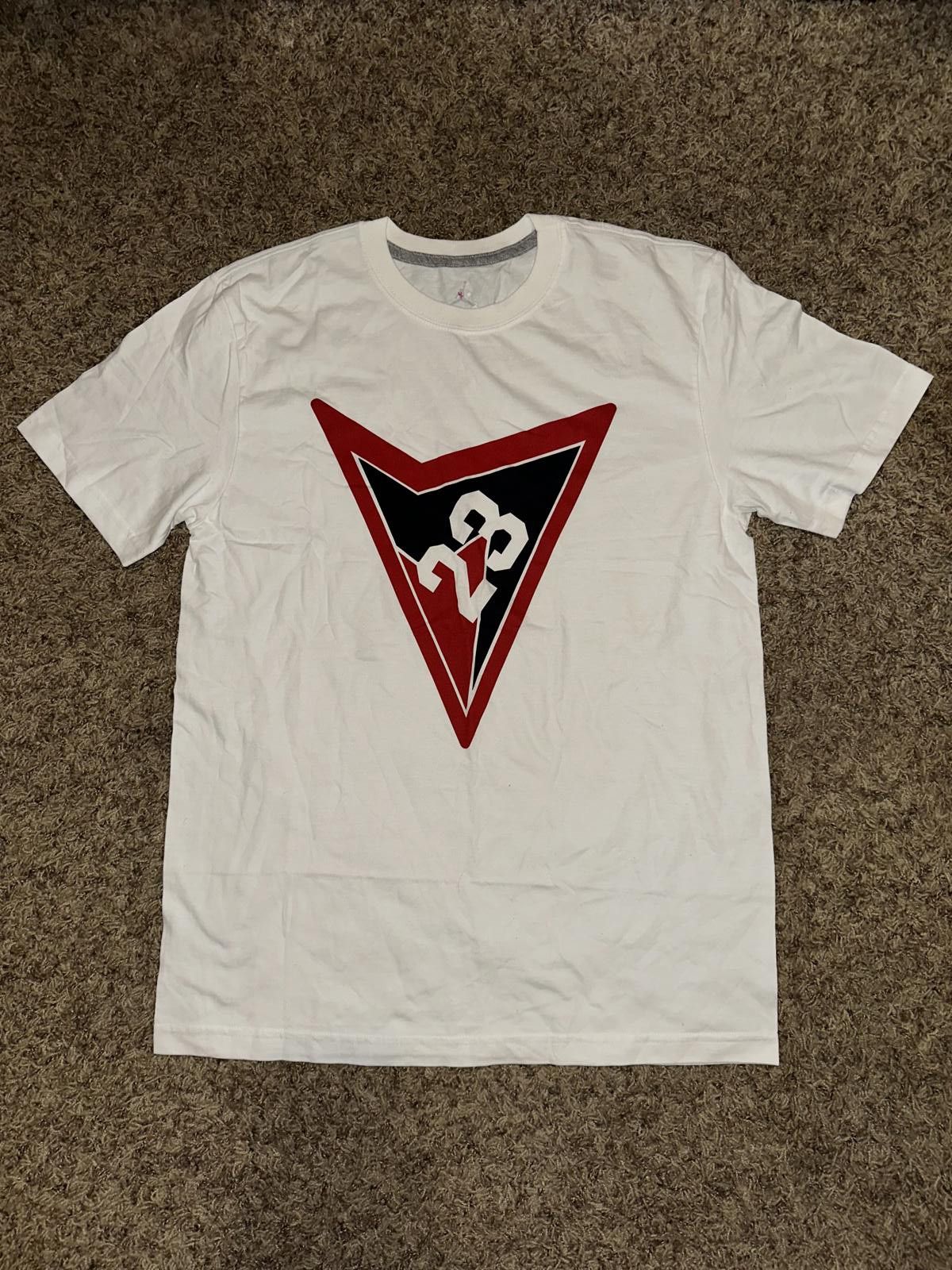 Designer Vintage Air Jordan Retro 7 Olympic T-shirt Size US M / EU 48-50 / 2 - 1 Thumbnail