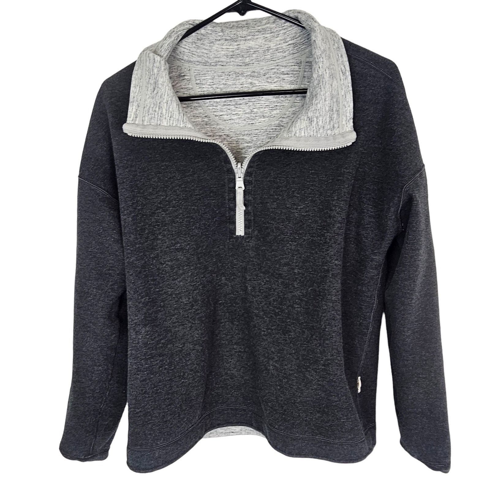 Tommy Bahama Tommy Bahama Womens Reversible Pullover Sweater M Minimalist Size US M / EU 48-50 / 2 - 1 Thumbnail