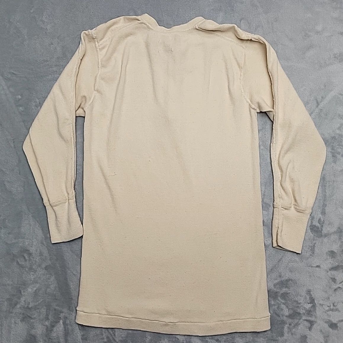 Vintage VINTAGE Thermal Henley Shirt Mens Beige Long Sleeve Military Wool Base Layer 60s 70s 80s Size US M / EU 48-50 / 2 - 5 Thumbnail