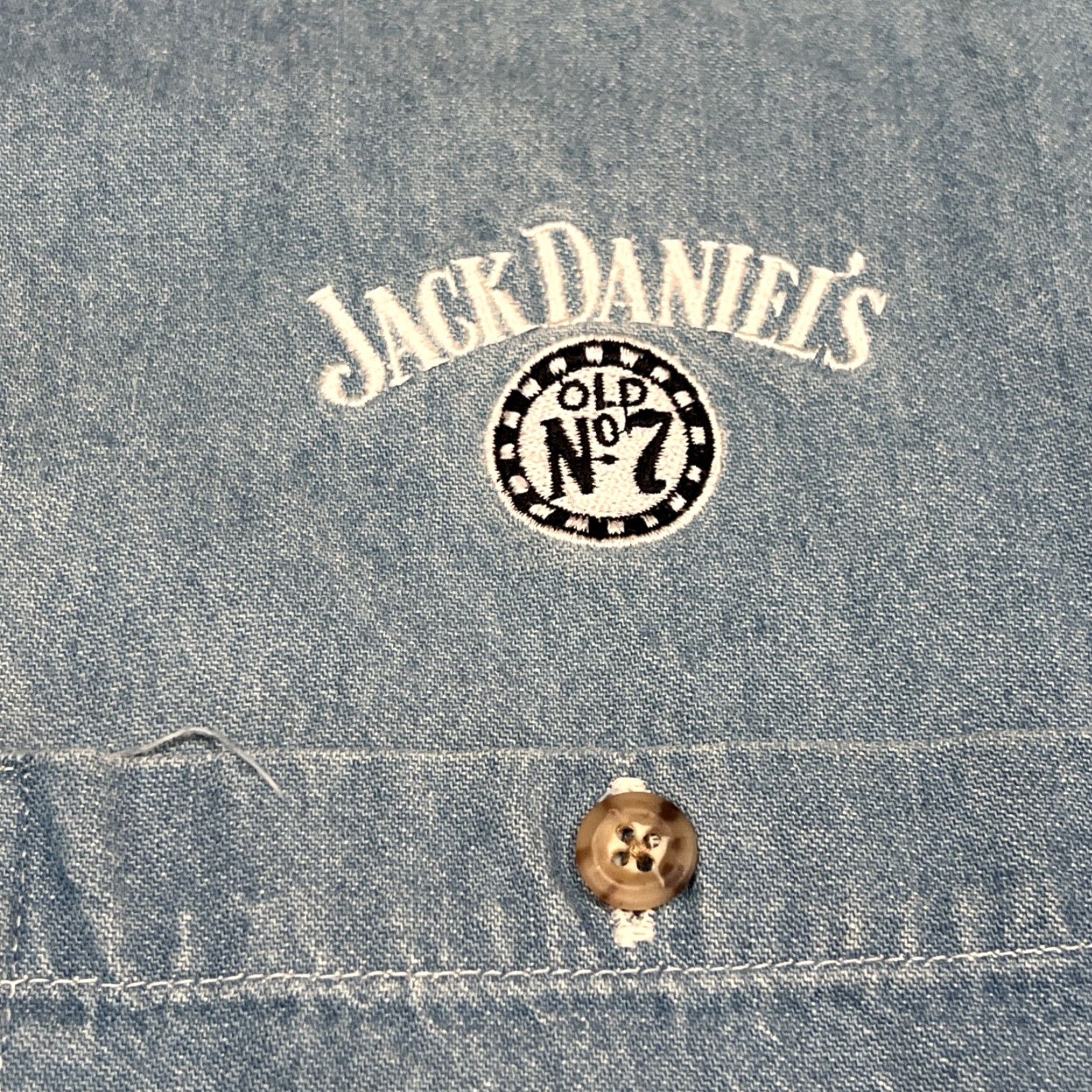 Denime VINTAGE Jack Daniel’s Denim Button Down Shirt Men Large Long Sleeve Embroidery Fade USA Shirt Mens L Blue Embroidery USA 90s Size US L / EU 52-54 / 3 - 4 Thumbnail