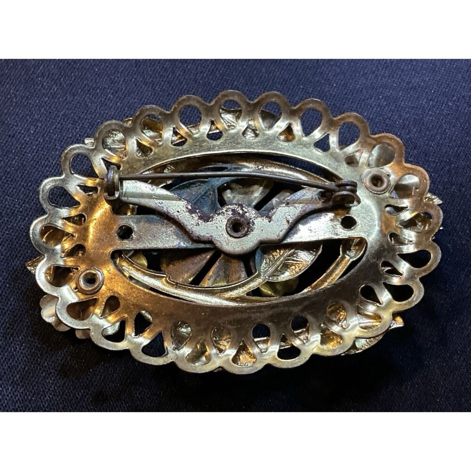 Other Very Rare 1940’s Floral Brooch Red Rhinestones Gold Tone Size ONE SIZE - 4 Thumbnail